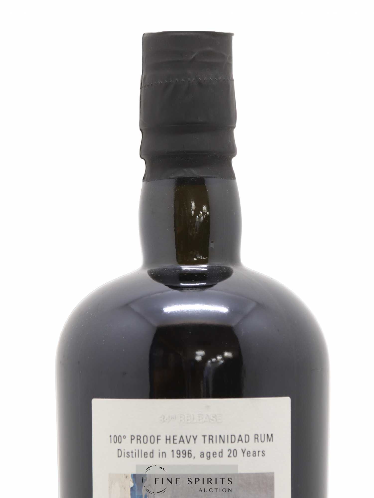 Caroni 20 years 1996 Velier The Heavy Wall 100° Proof 34th Release - One of 3800 - bottled 2016 Special Release - Lot de 1 bouteille - 2