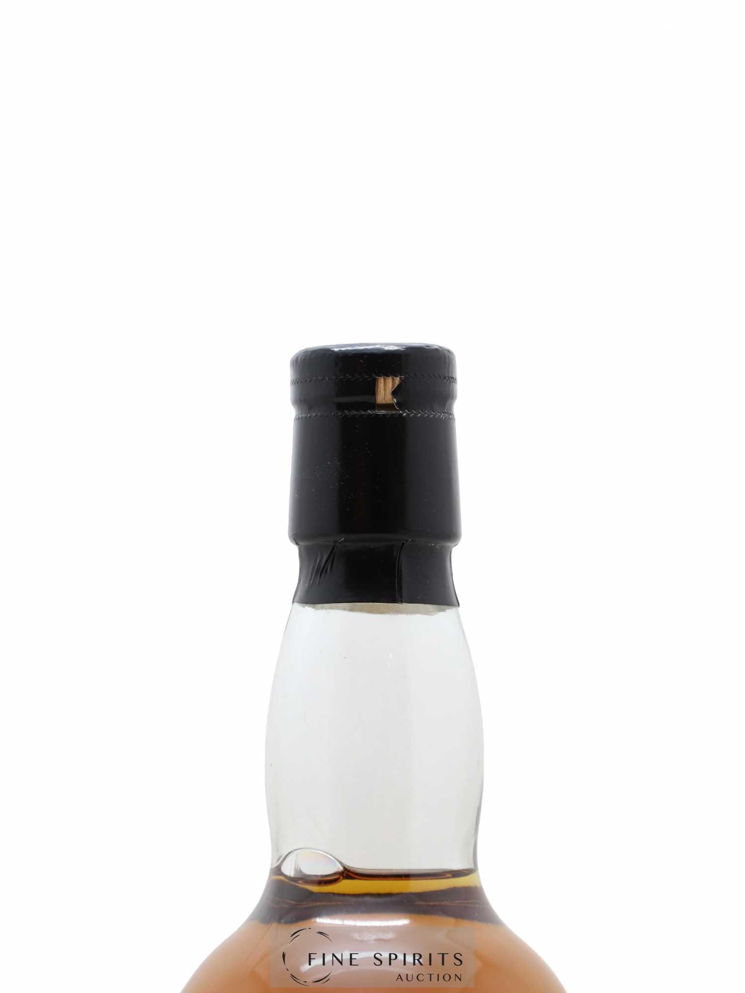 Springbank 27 years 1974 Ian Macleod Hogshead n°2284 - One of 158 - bottled 2002 DDL Le Clan des Grands Malts - Lot de 1 bouteille - 1
