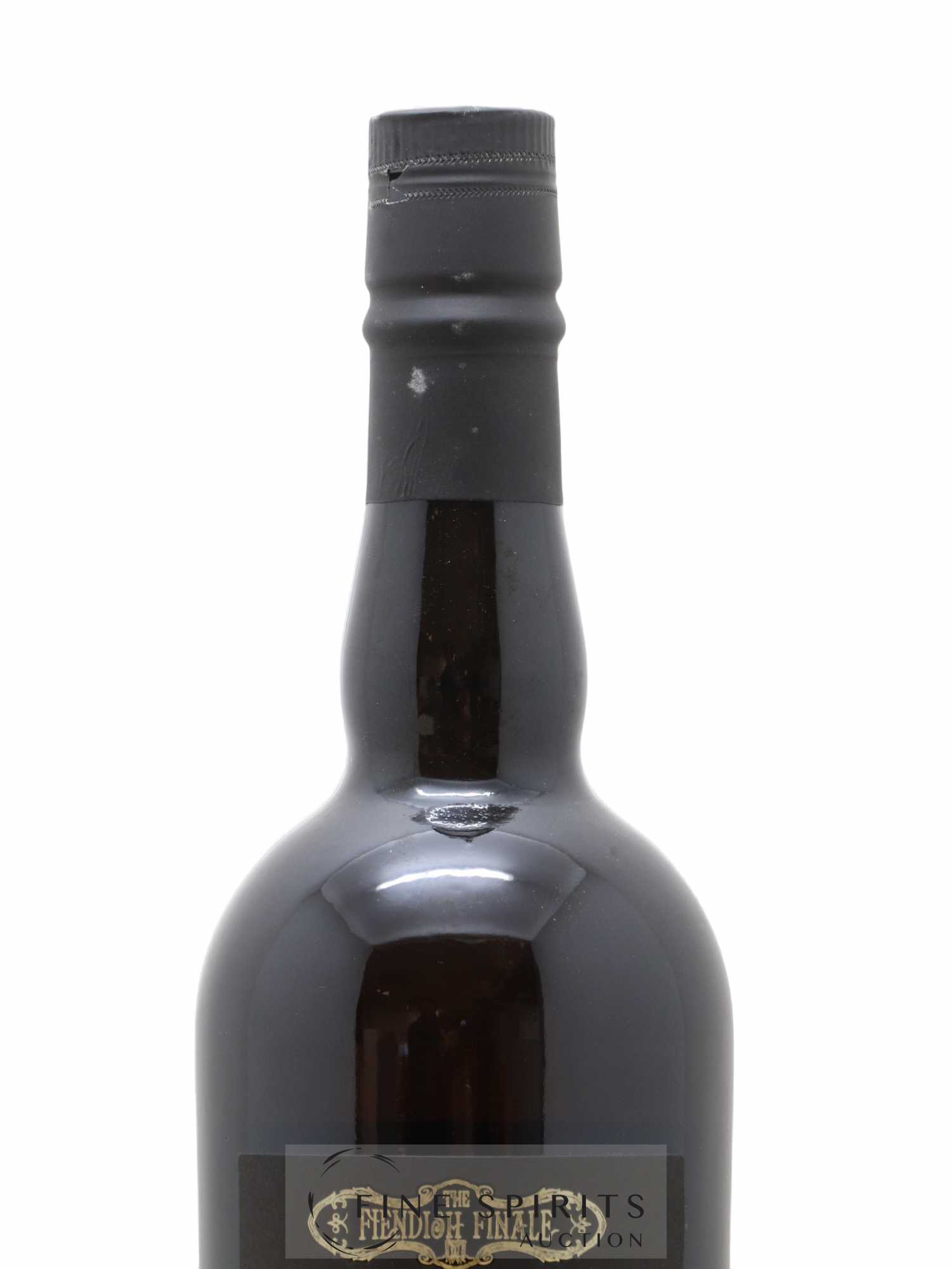 Arran Of. The Devil's Punch Bowl Chapter III The Fiendish Finale - Lot of 1 bottle - 3