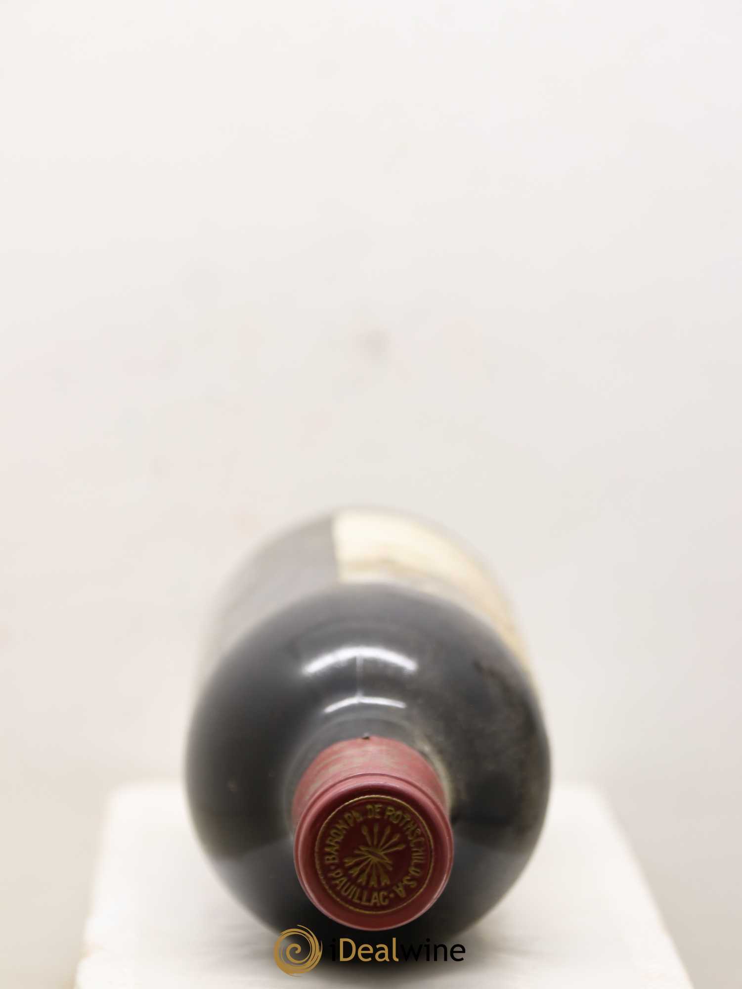 Château Mouton Rothschild 1er Grand Cru Classé 1981 - Lot de 3 bouteilles - 1