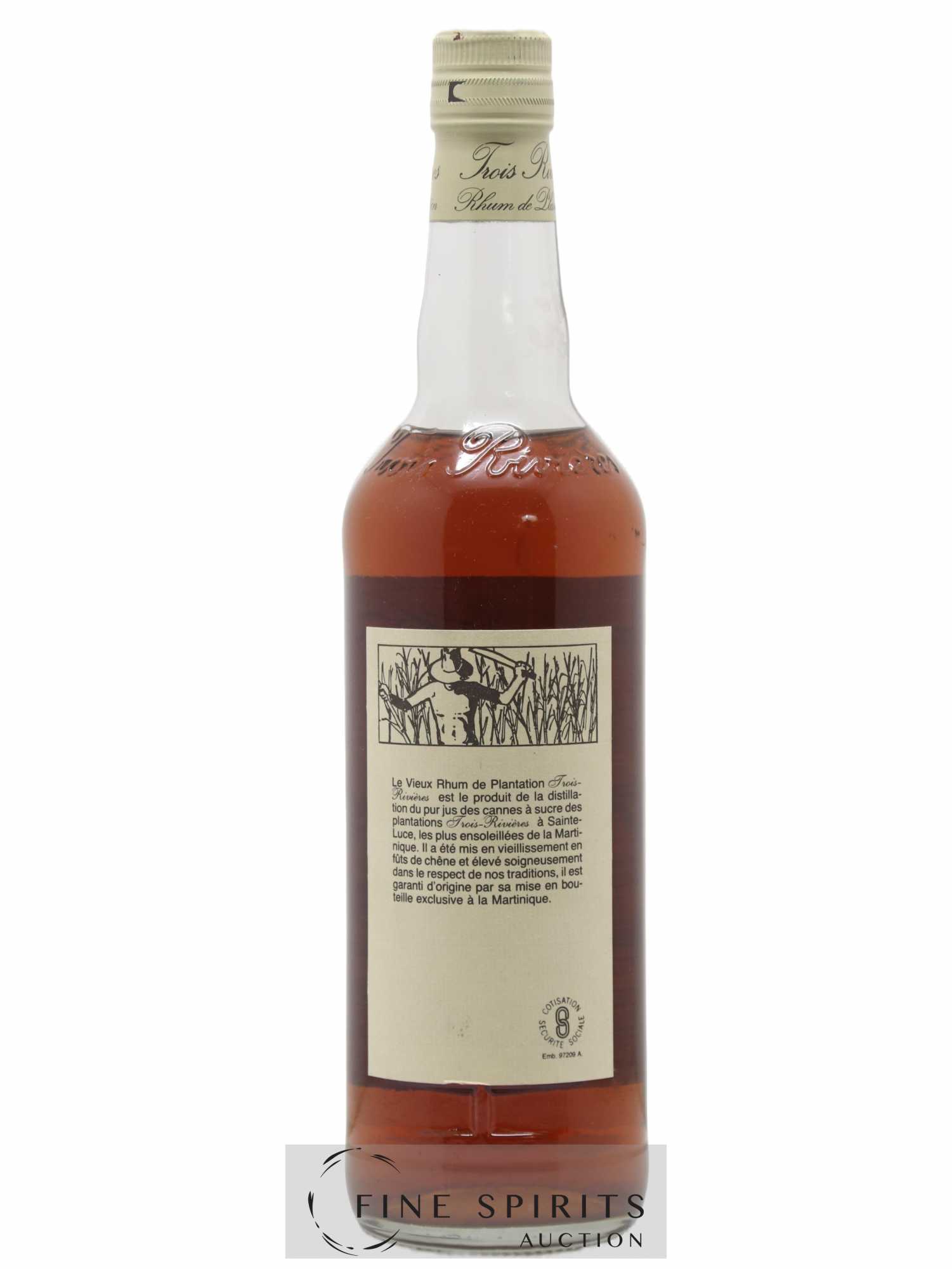 Trois Rivières 1969 Of. - Lot de 1 bouteille - 1