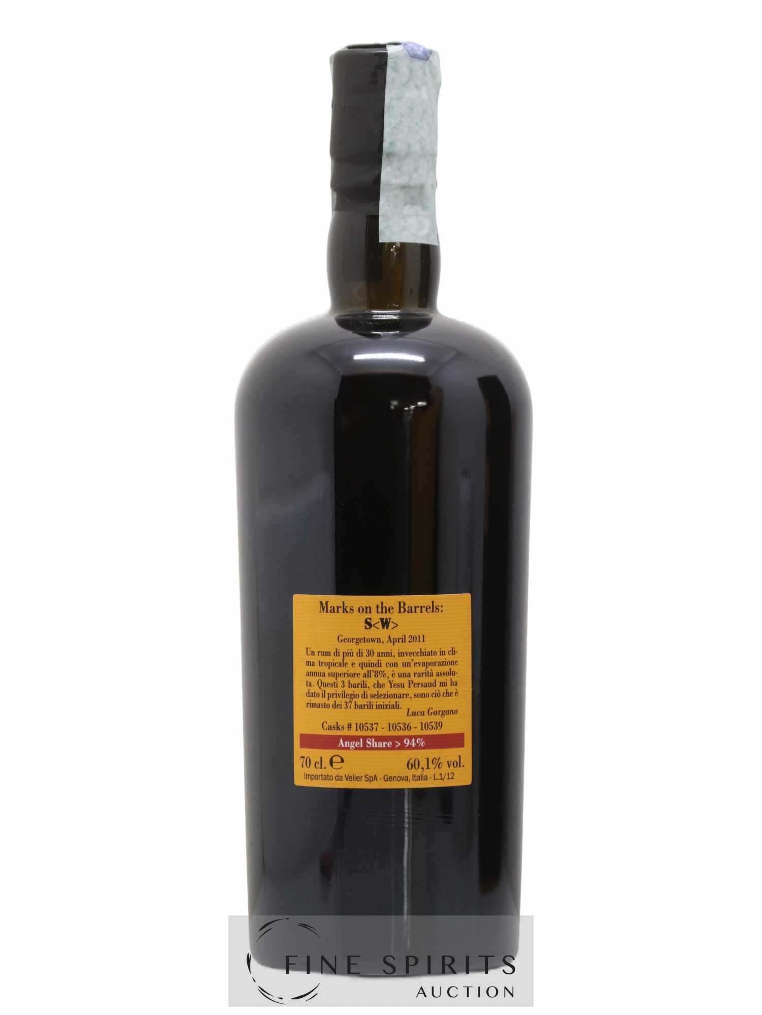 Diamond 31 years 1981 Velier Barrels S W Casks n°10537-36-39 - 810 bottles - bottled in 2012 - Lot de 1 bouteille - 2