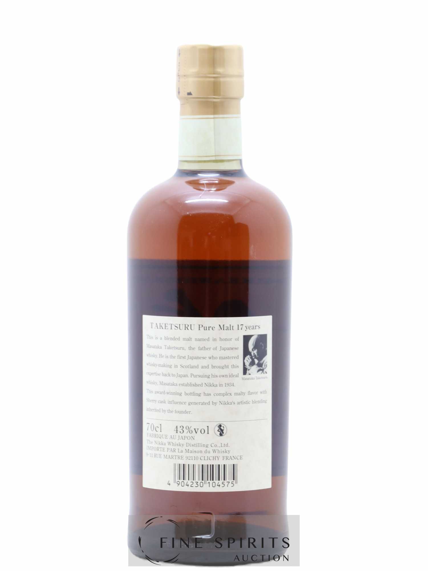 Taketsuru 17 years Of. Pure Malt Nikka Whisky - Lot de 1 bouteille - 2