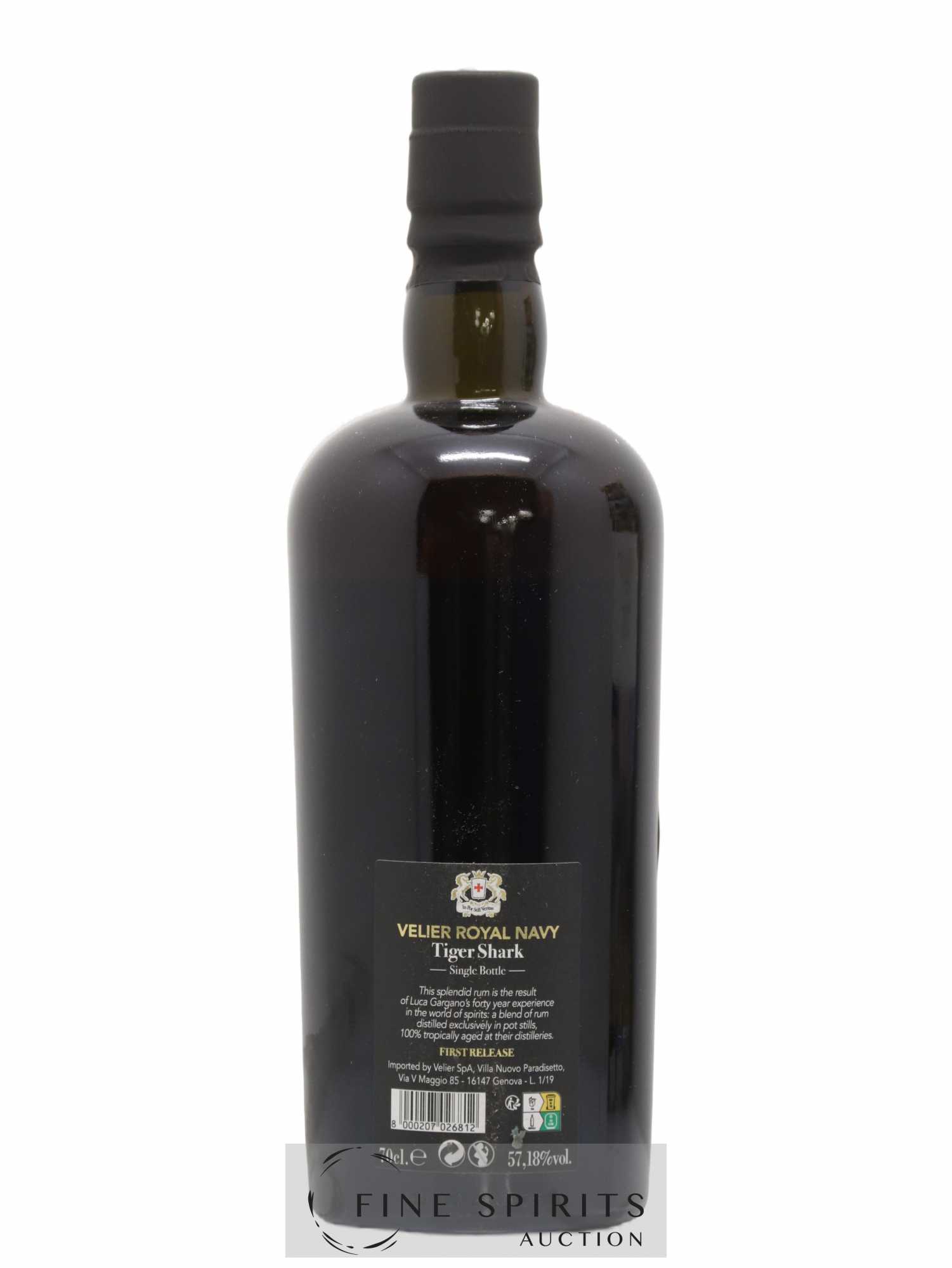 Velier Royal Navy Of. Tiger Shark - Single Bottle - First Release N°003 (sans prix de réserve) - Posten von 1 Flasche - 2