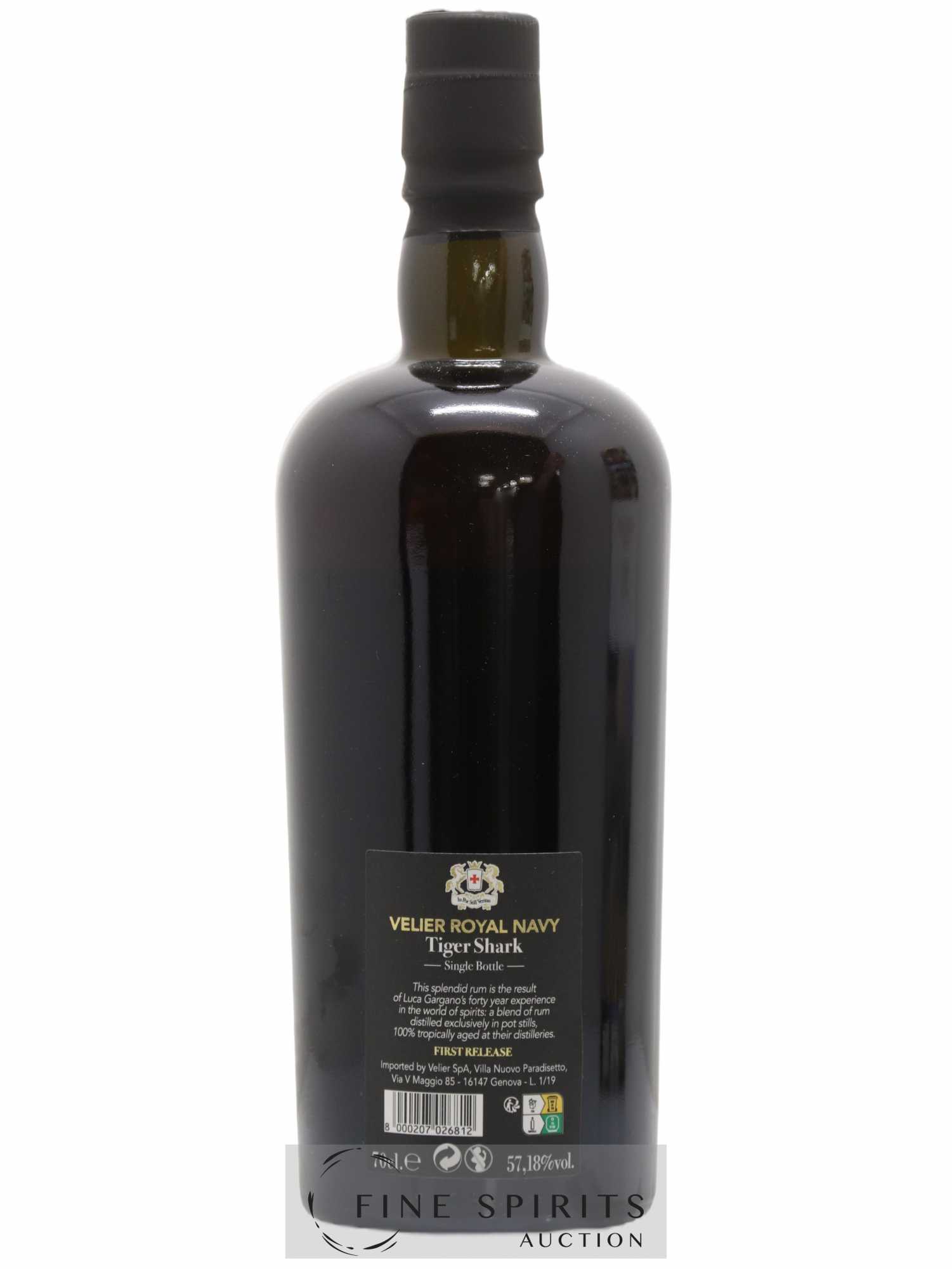 Velier Royal Navy Of. Tiger Shark - Single Bottle - First Release N°095 (sans prix de réserve) - Posten von 1 Flasche - 2