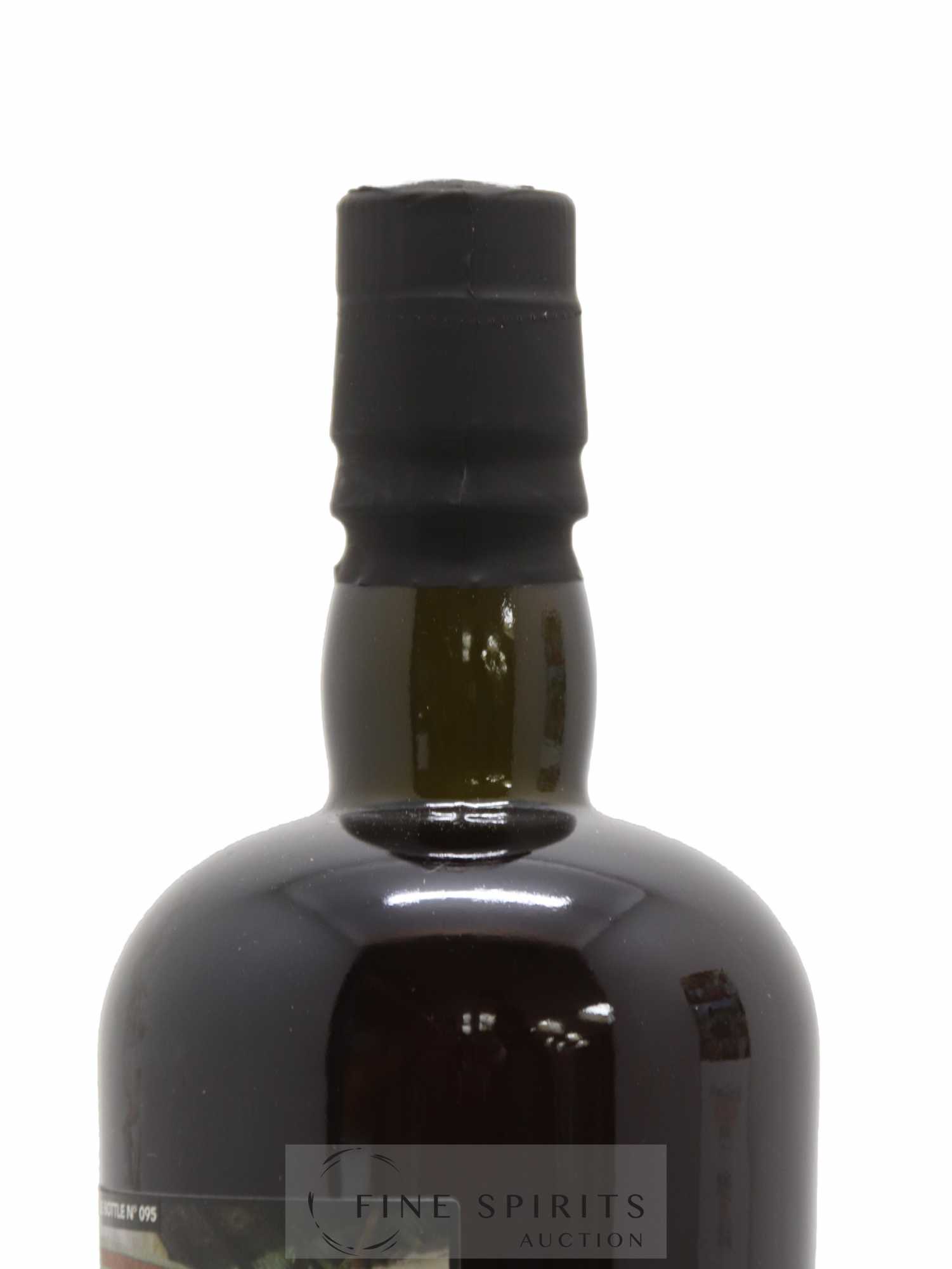Velier Royal Navy Of. Tiger Shark - Single Bottle - First Release N°095 (sans prix de réserve) - Posten von 1 Flasche - 3