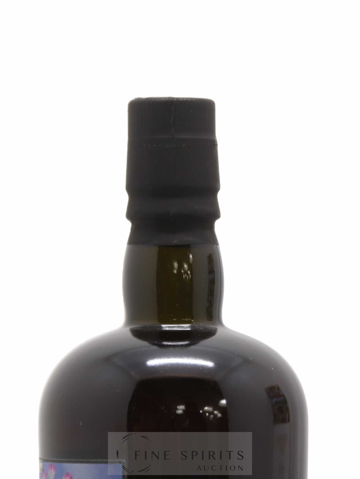 Velier Royal Navy Of. Tiger Shark - Single Bottle - First Release N°097 (sans prix de réserve) - Posten von 1 Flasche - 3