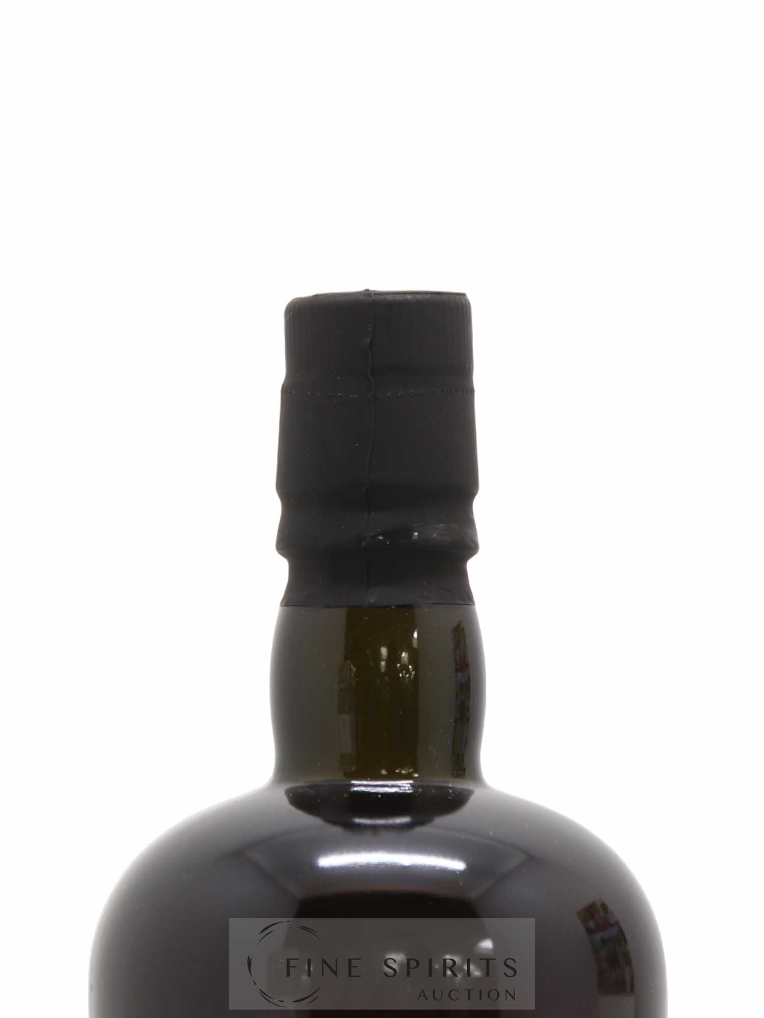 Velier Royal Navy Of. Tiger Shark - Single Bottle - First Release N°098 (sans prix de réserve) - Posten von 1 Flasche - 3