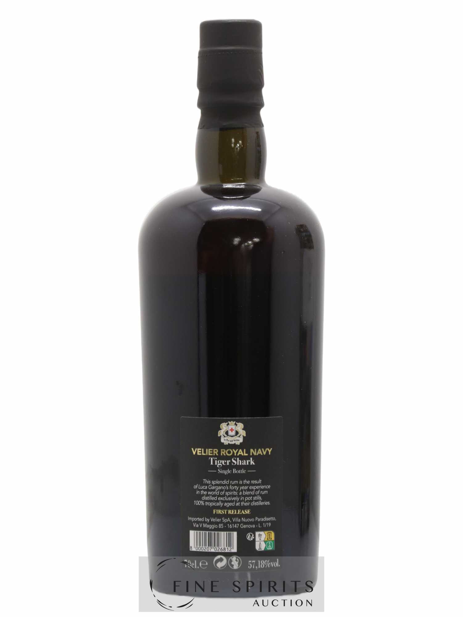 Velier Royal Navy Of. Tiger Shark - Single Bottle - First Release N°100 (sans prix de réserve) - Posten von 1 Flasche - 2