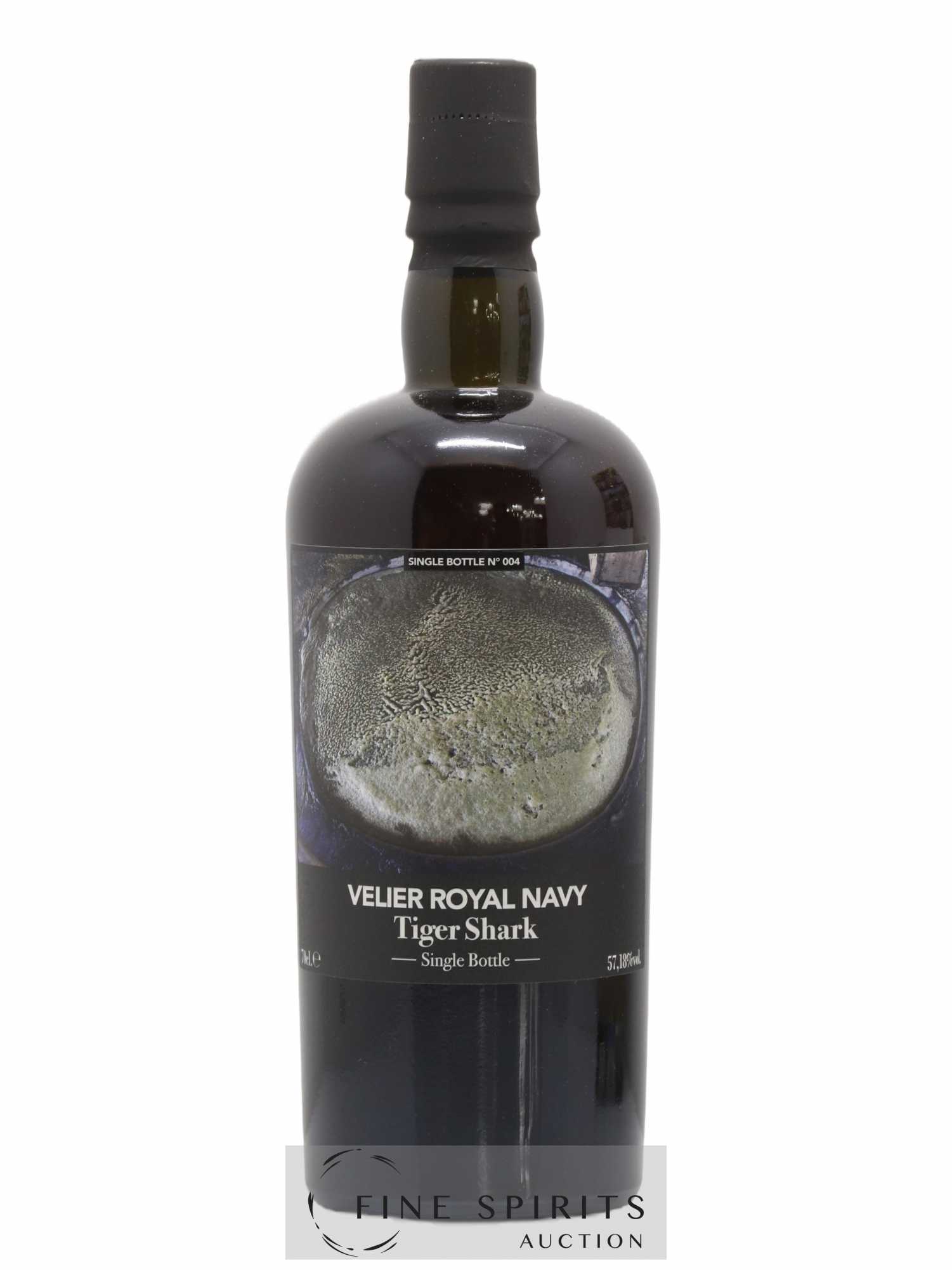 Velier Royal Navy Of. Tiger Shark - Single Bottle - First Release N°004 (sans prix de réserve) - Posten von 1 Flasche - 1