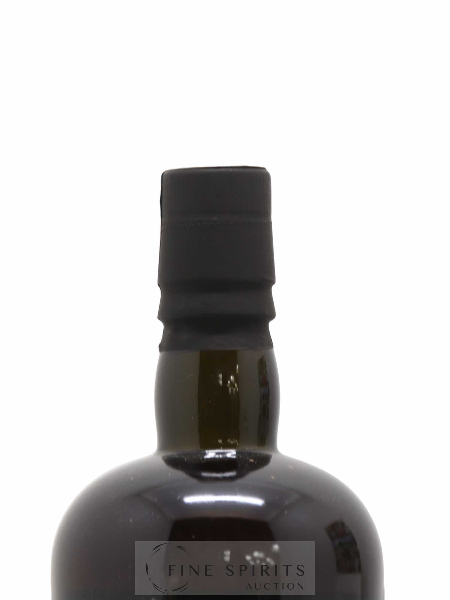 Velier Royal Navy Of. Tiger Shark - Single Bottle - First Release N°004 (sans prix de réserve) - Posten von 1 Flasche - 3
