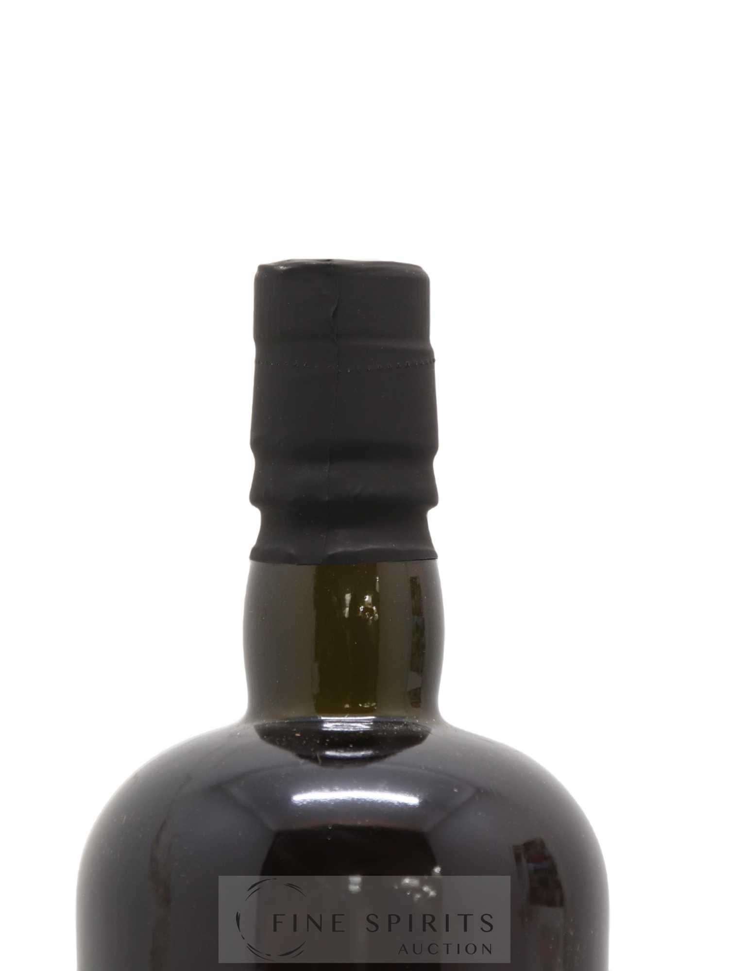 Velier Royal Navy Of. Tiger Shark - Single Bottle - First Release N°010 (sans prix de réserve) - Posten von 1 Flasche - 3