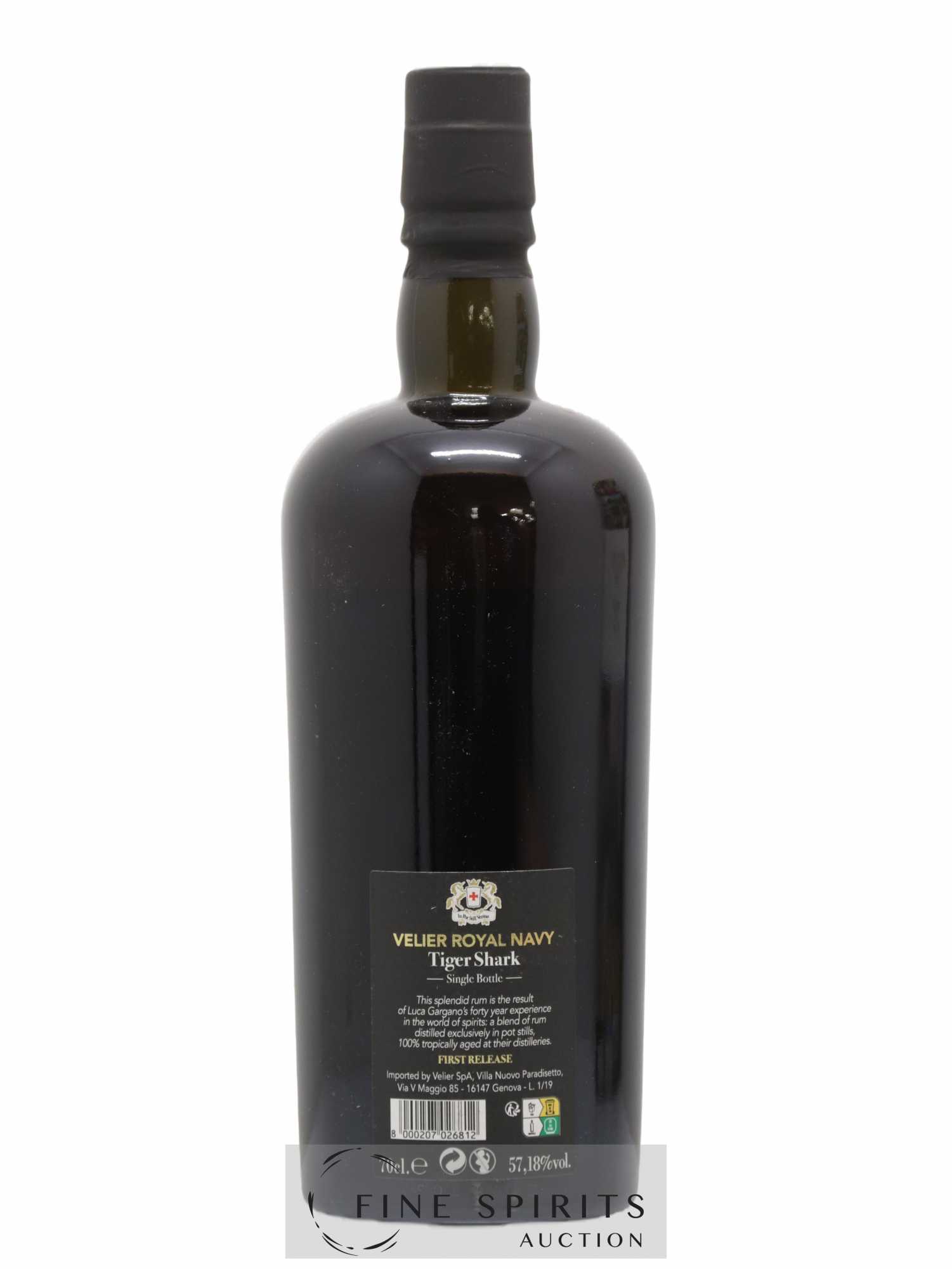 Velier Royal Navy Of. Tiger Shark - Single Bottle - First Release N°018 (sans prix de réserve) - Lot de 1 bouteille - 2