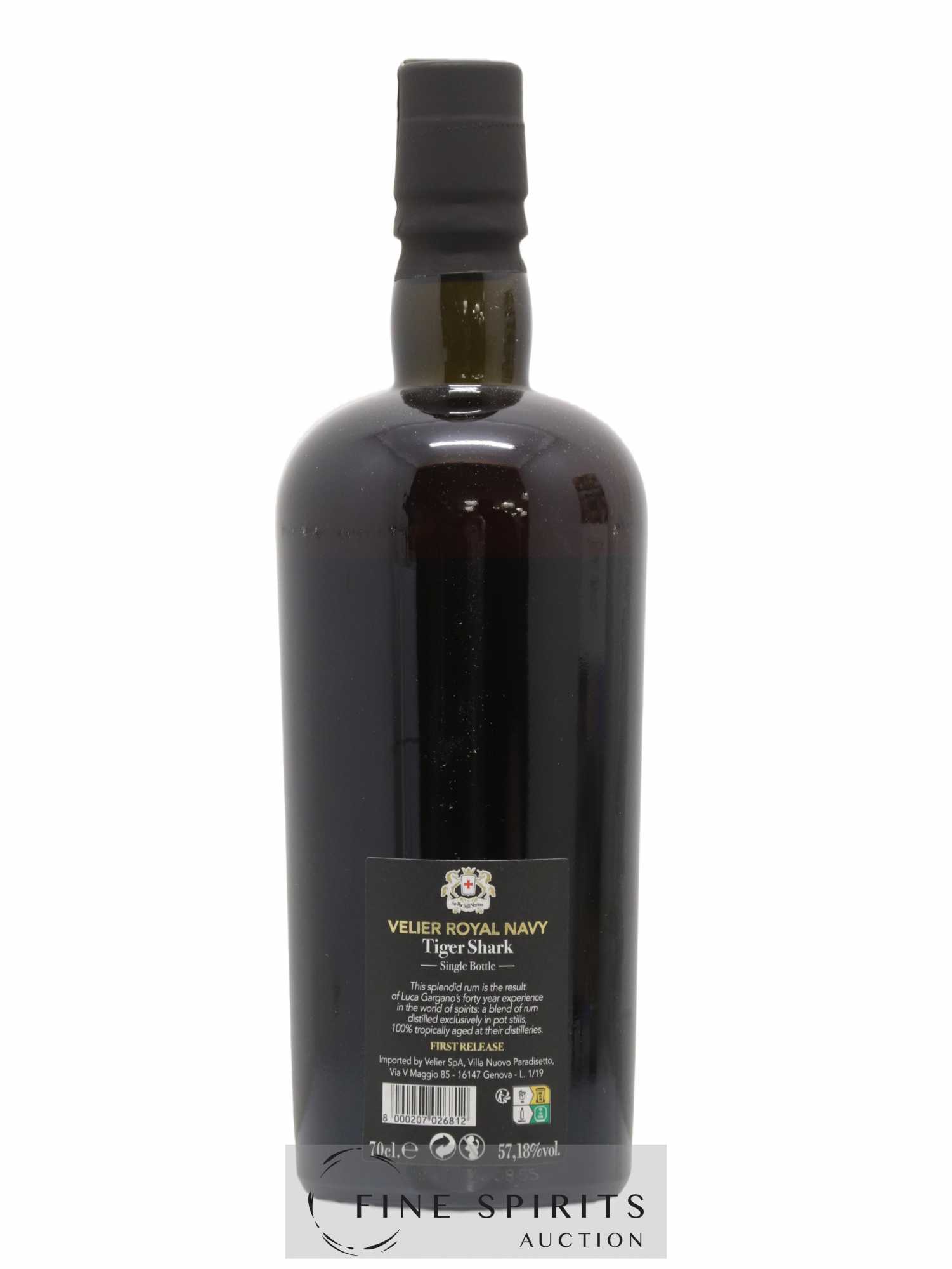 Velier Royal Navy Of. Tiger Shark - Single Bottle - First Release N°020 (sans prix de réserve) - Posten von 1 Flasche - 2