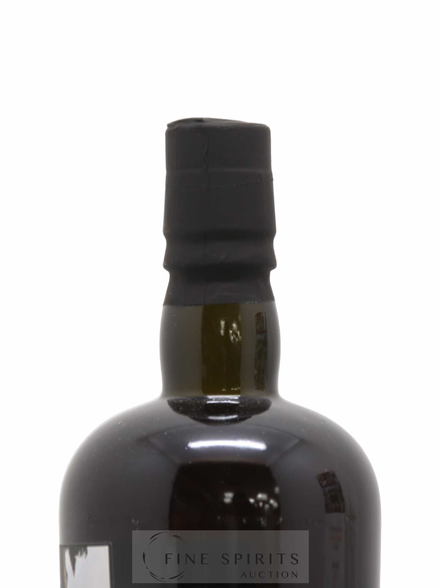 Velier Royal Navy Of. Tiger Shark - Single Bottle - First Release N°020 (sans prix de réserve) - Posten von 1 Flasche - 3