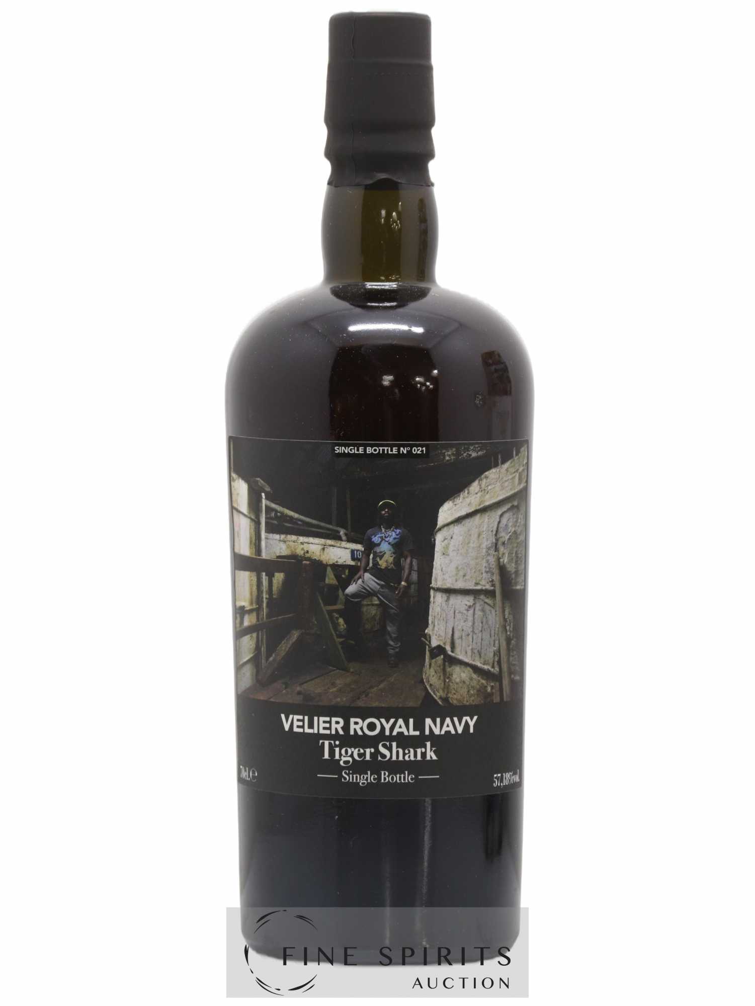 Velier Royal Navy Of. Tiger Shark - Single Bottle - First Release N°021 (sans prix de réserve) - Posten von 1 Flasche - 1
