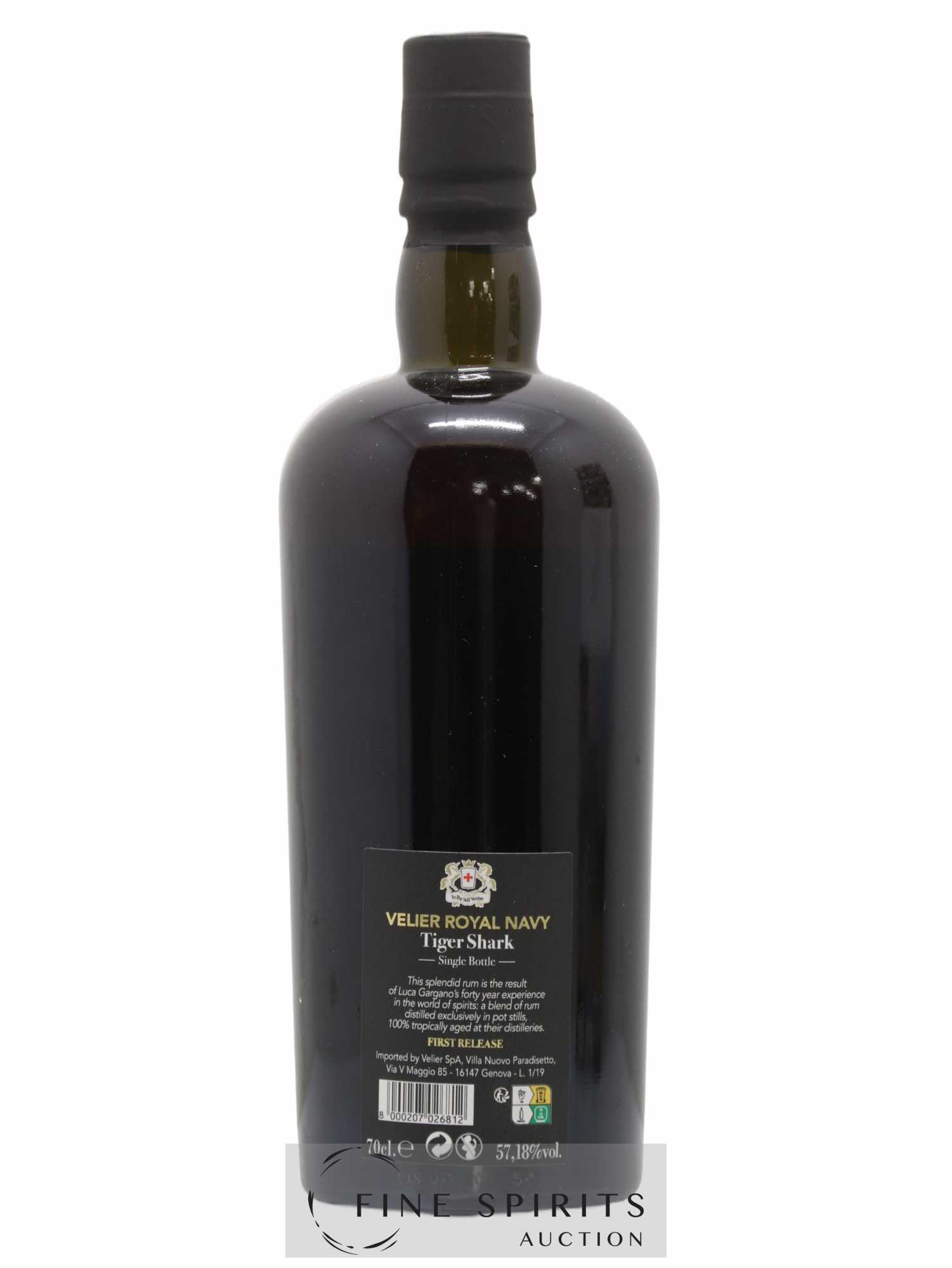 Velier Royal Navy Of. Tiger Shark - Single Bottle - First Release N°024 (sans prix de réserve) - Posten von 1 Flasche - 2