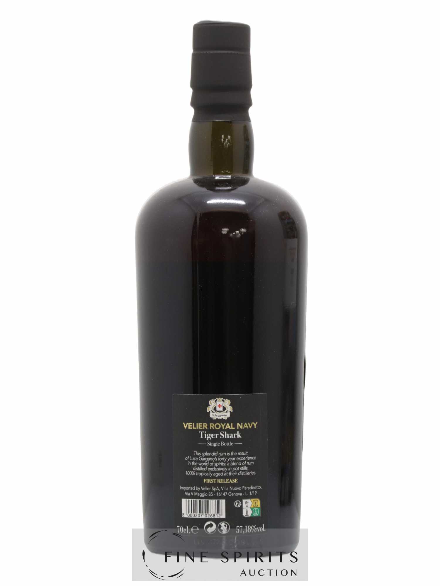 Velier Royal Navy Of. Tiger Shark - Single Bottle - First Release N°029 (sans prix de réserve) - Posten von 1 Flasche - 2