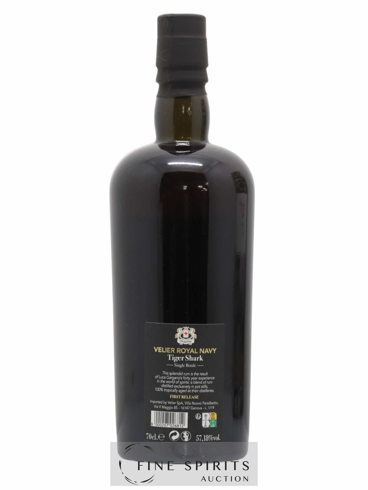 Velier Royal Navy Of. Tiger Shark - Single Bottle - First Release N°031 (sans prix de réserve) - Posten von 1 Flasche - 2