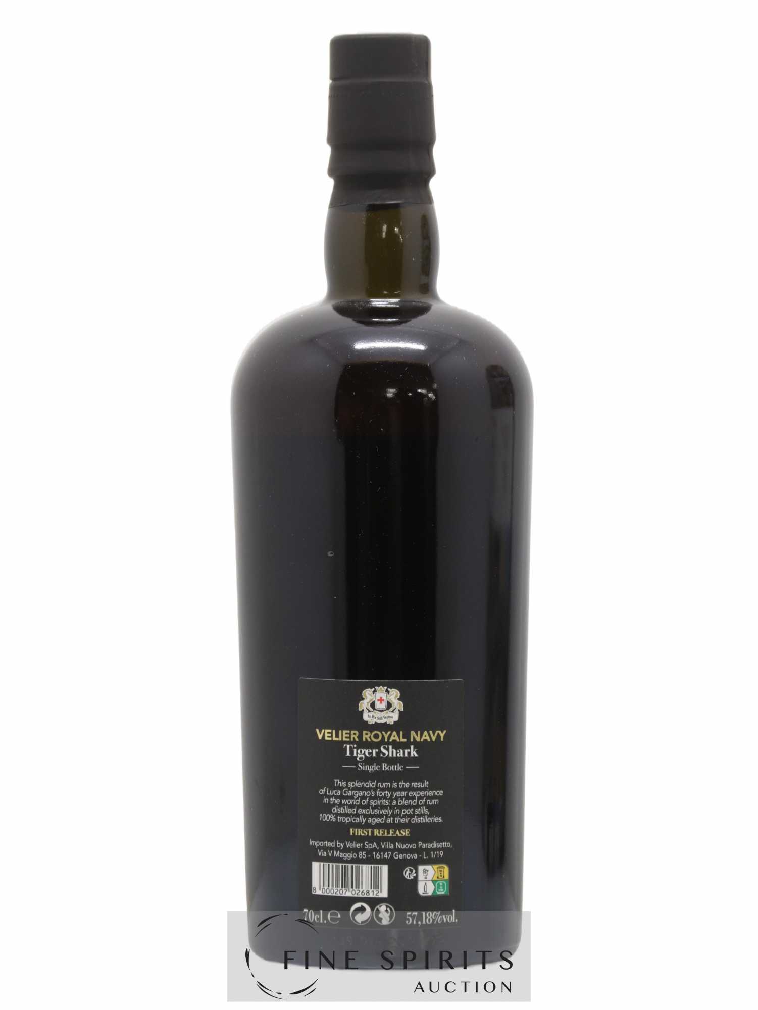 Velier Royal Navy Of. Tiger Shark - Single Bottle - First Release N°033 (sans prix de réserve) - Posten von 1 Flasche - 2