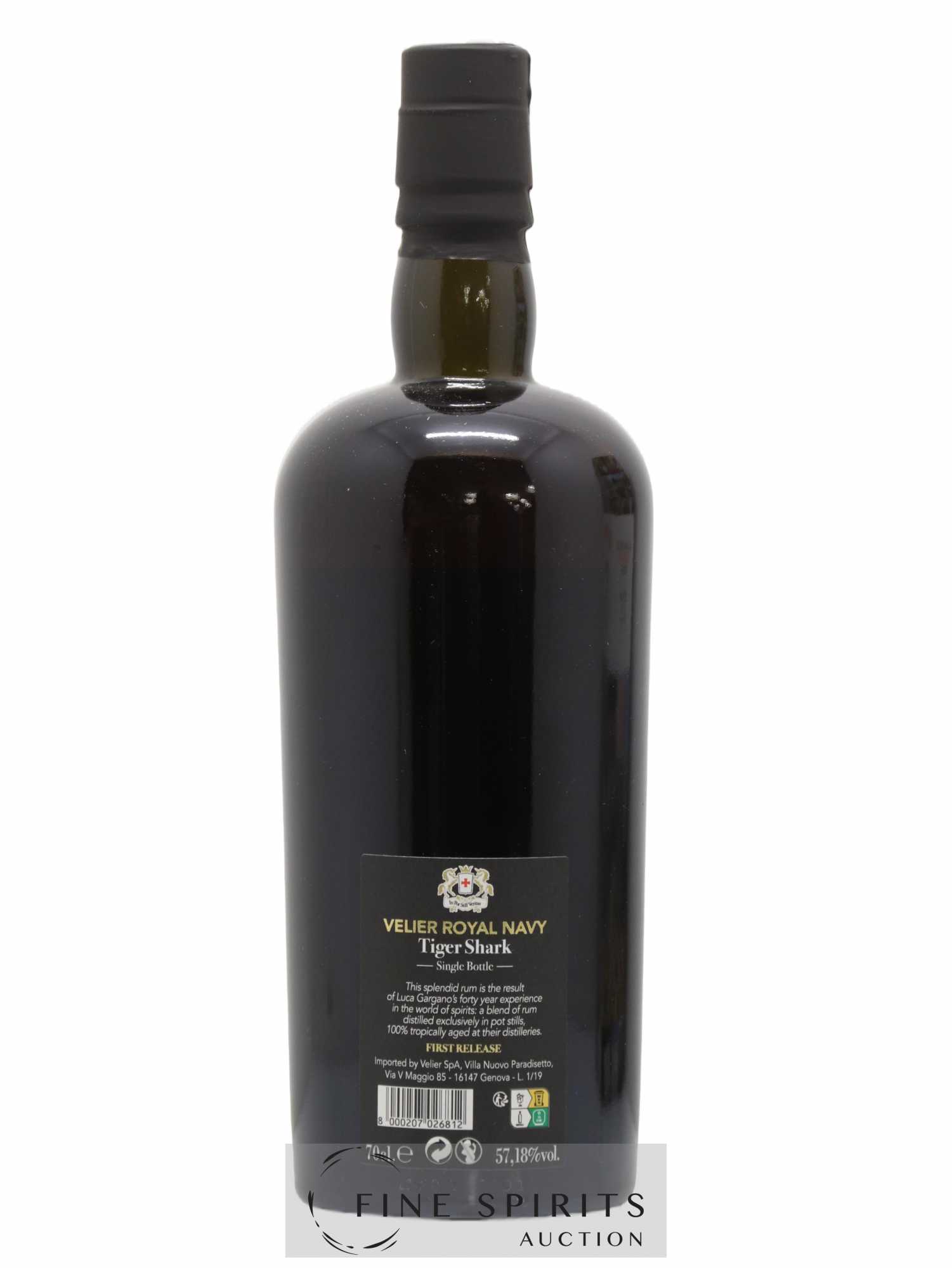 Velier Royal Navy Of. Tiger Shark - Single Bottle - First Release N°037 (sans prix de réserve) - Lot de 1 bouteille - 2