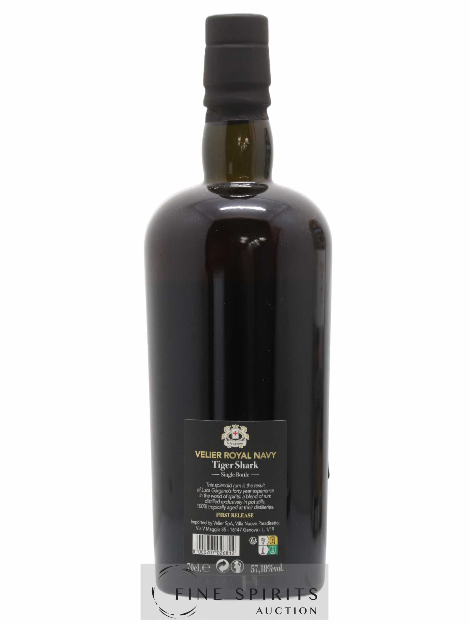Velier Royal Navy Of. Tiger Shark - Single Bottle - First Release N°042 (sans prix de réserve) - Posten von 1 Flasche - 2