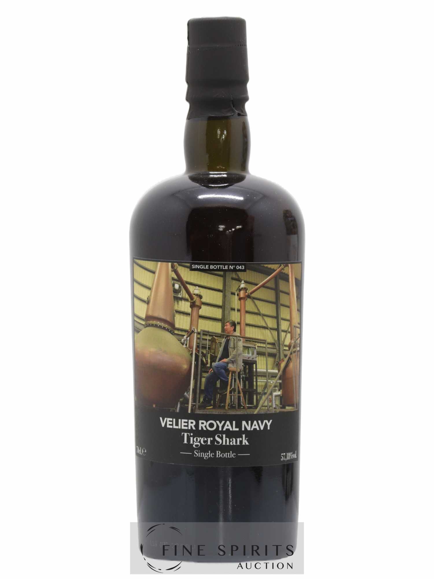 Velier Royal Navy Of. Tiger Shark - Single Bottle - First Release N°043 (sans prix de réserve) - Posten von 1 Flasche - 1