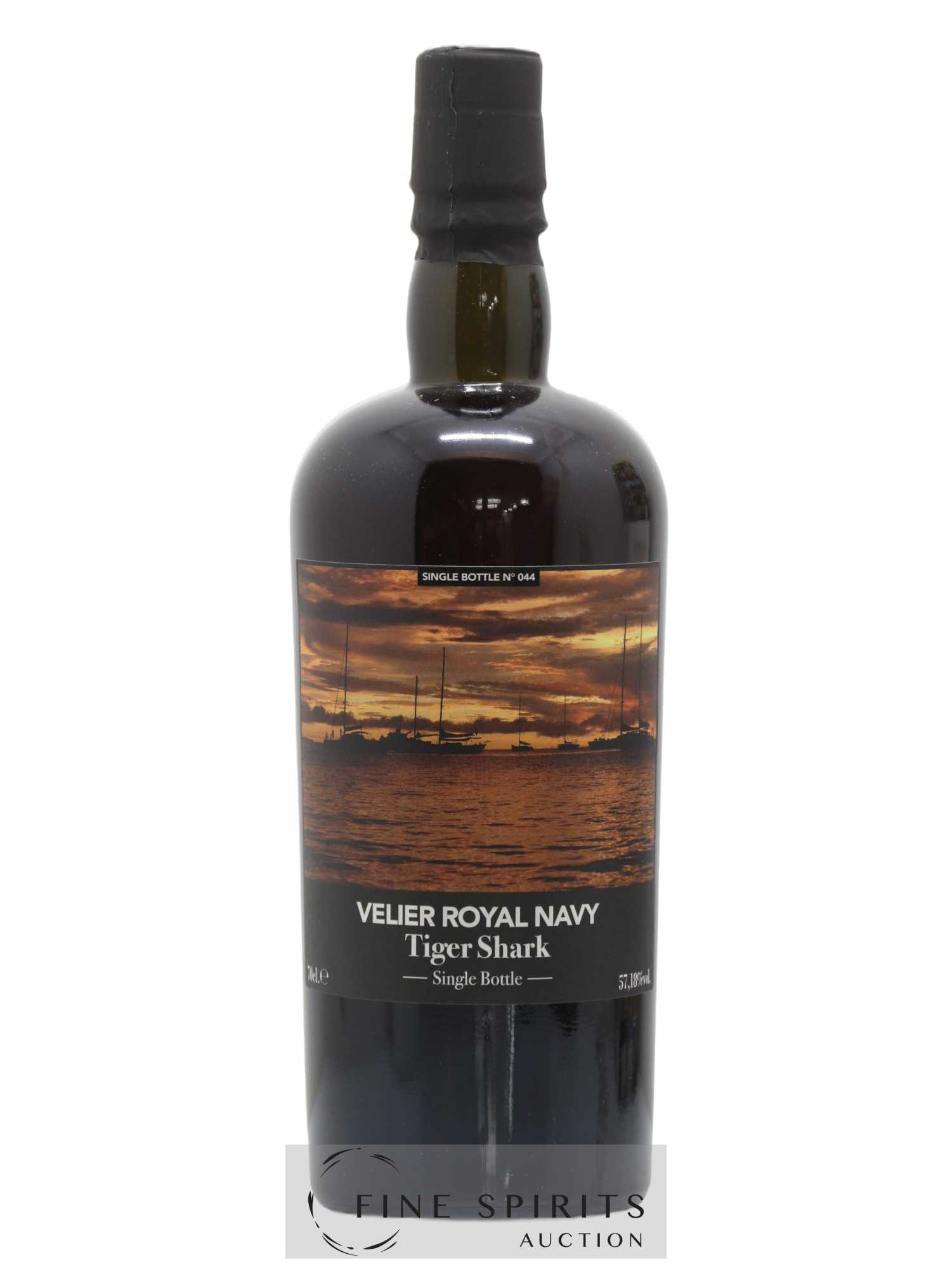 Velier Royal Navy Of. Tiger Shark - Single Bottle - First Release N°044 (sans prix de réserve) - Posten von 1 Flasche - 1