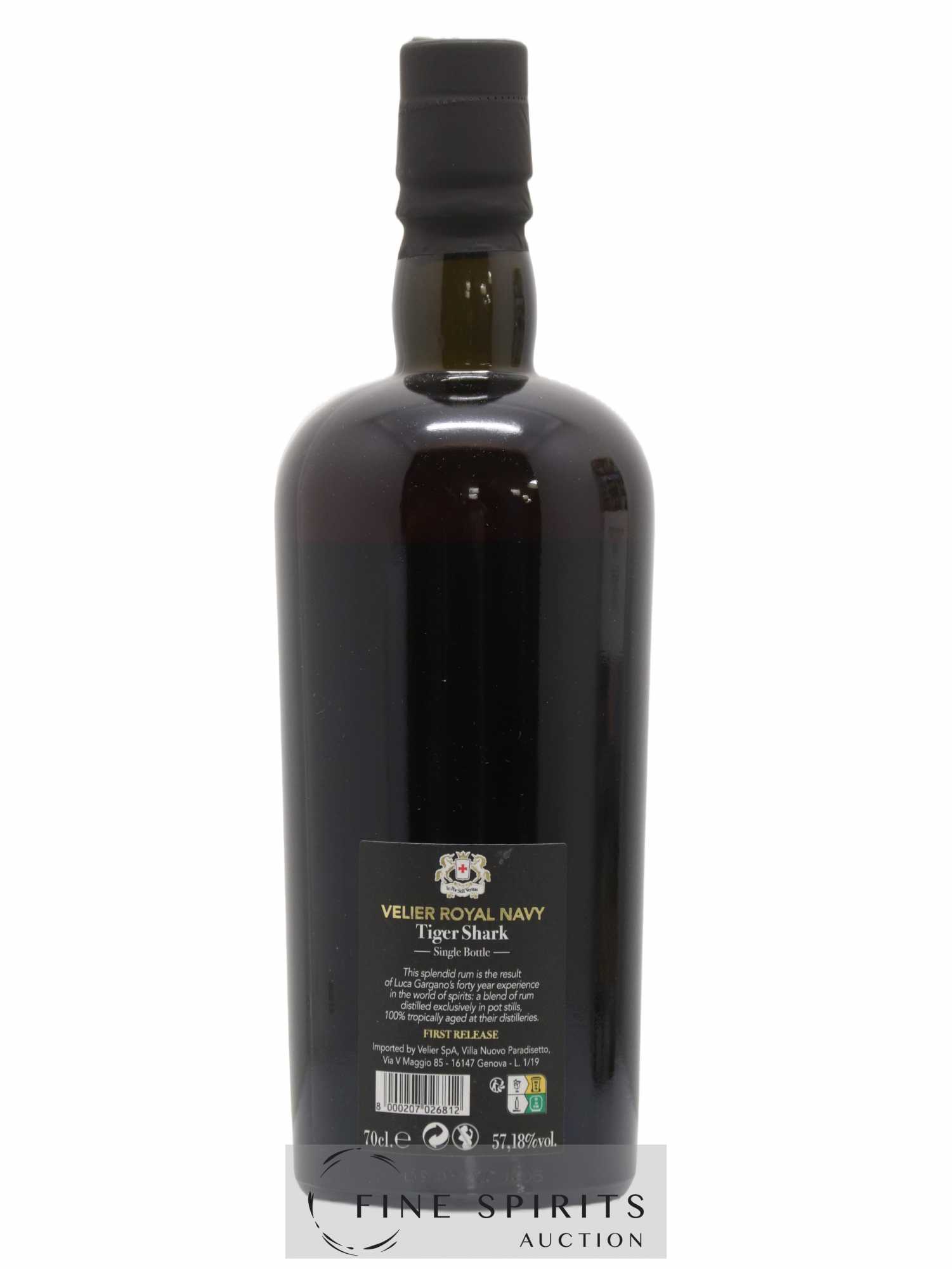 Velier Royal Navy Of. Tiger Shark - Single Bottle - First Release N°045 (sans prix de réserve) - Posten von 1 Flasche - 2