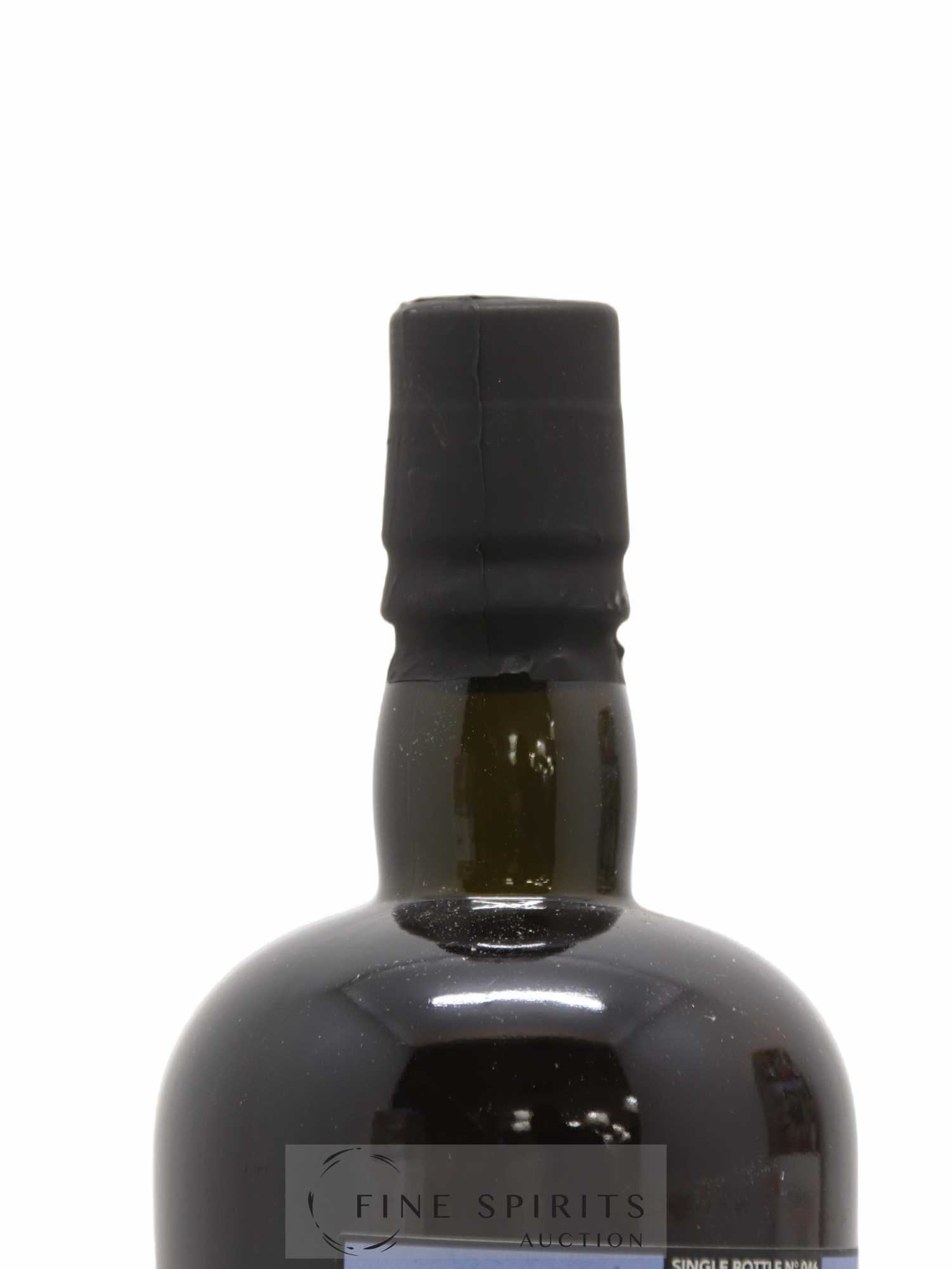 Velier Royal Navy Of. Tiger Shark - Single Bottle - First Release N°046 (sans prix de réserve) - Posten von 1 Flasche - 3