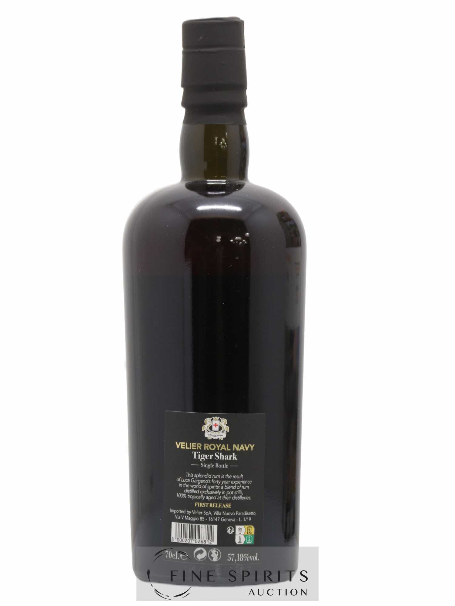 Velier Royal Navy Of. Tiger Shark - Single Bottle - First Release N°049 (sans prix de réserve) - Posten von 1 Flasche - 2