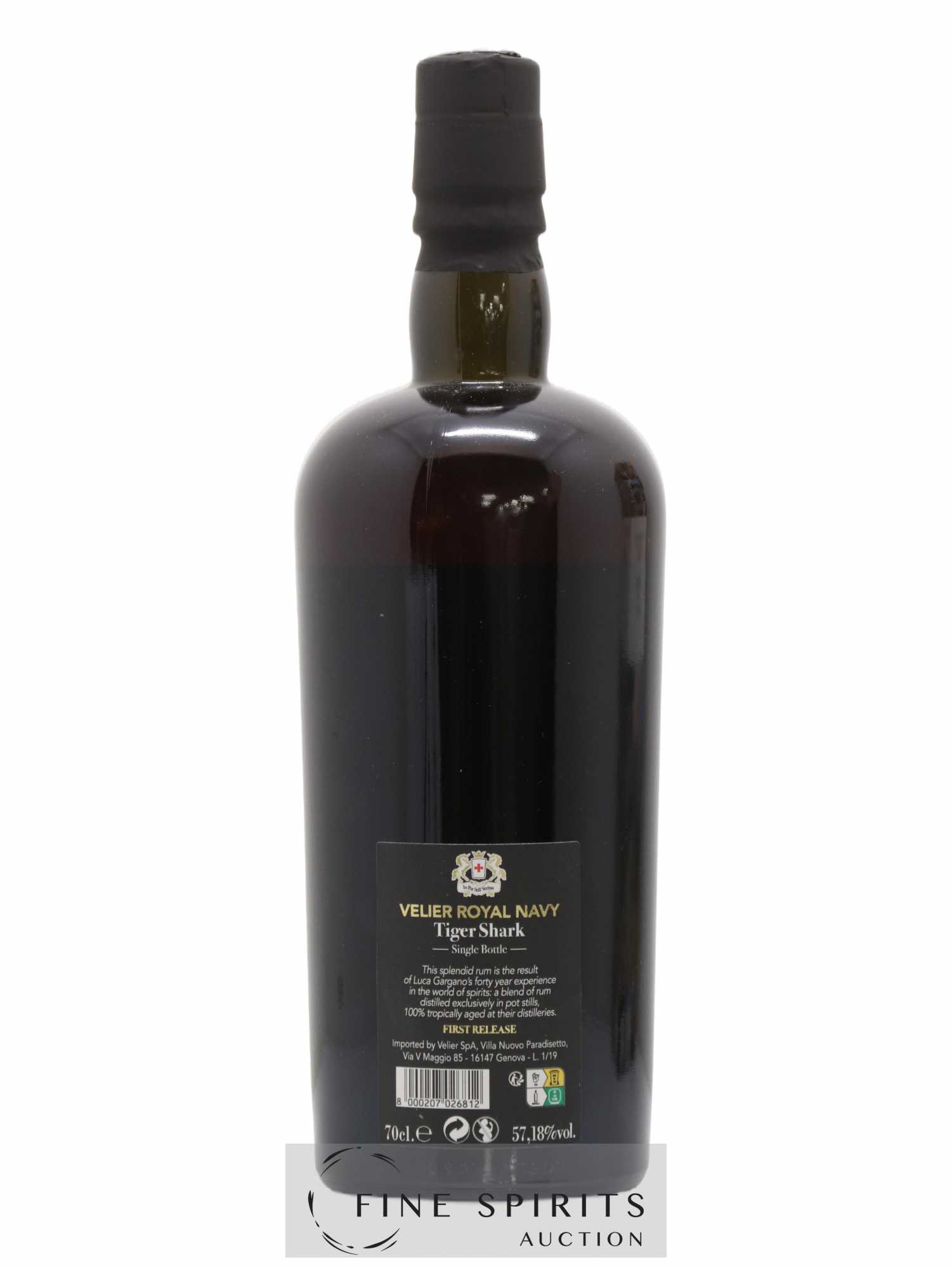 Velier Royal Navy Of. Tiger Shark - Single Bottle - First Release N°050 (sans prix de réserve) - Posten von 1 Flasche - 2