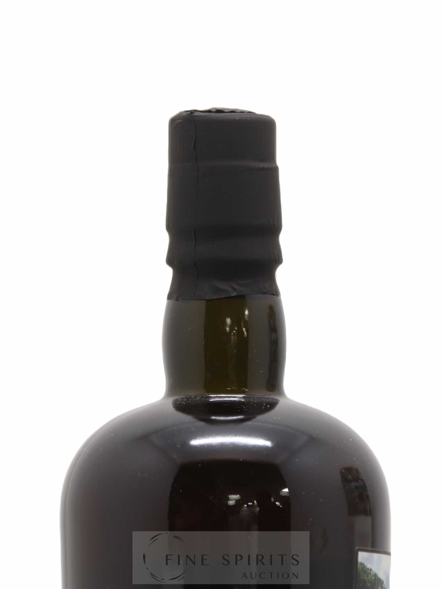 Velier Royal Navy Of. Tiger Shark - Single Bottle - First Release N°050 (sans prix de réserve) - Posten von 1 Flasche - 3