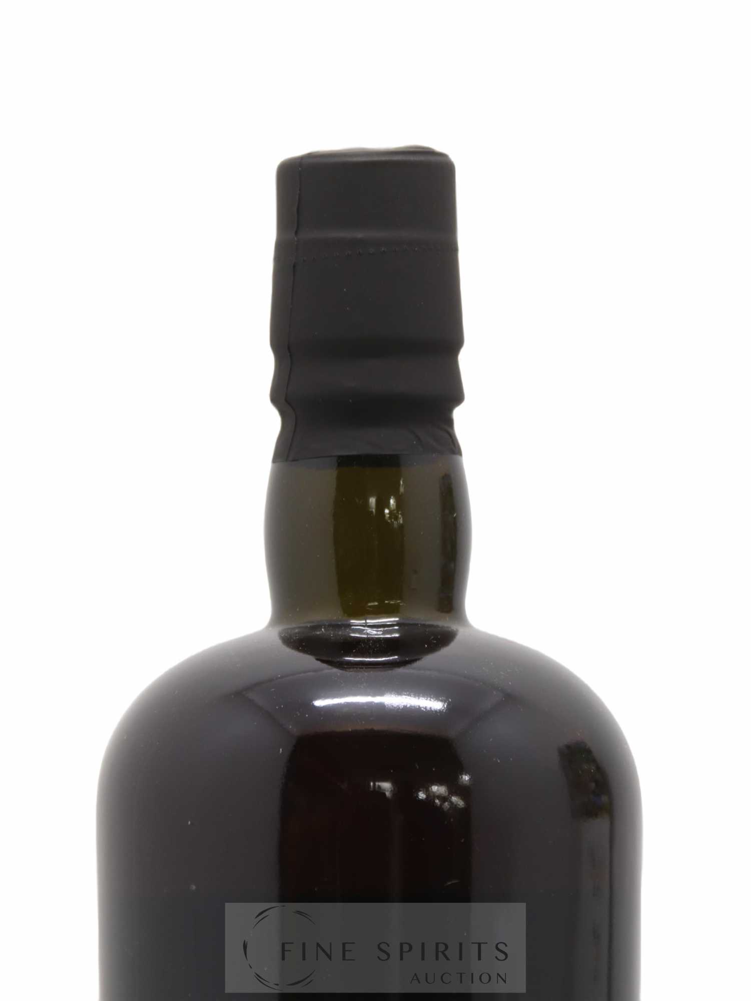 Velier Royal Navy Of. Tiger Shark - Single Bottle - First Release N°105 (sans prix de réserve) - Posten von 1 Flasche - 3