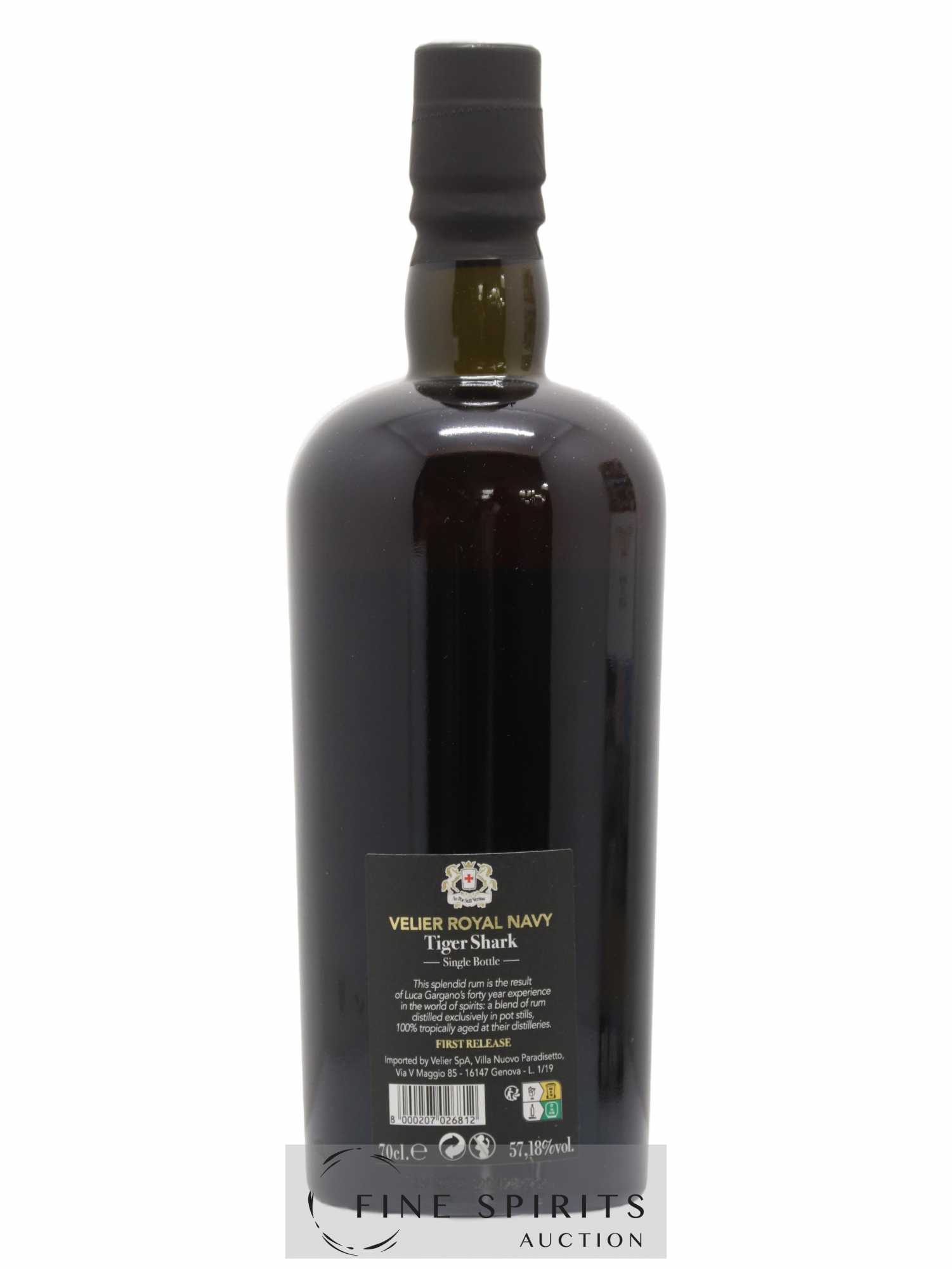 Velier Royal Navy Of. Tiger Shark - Single Bottle - First Release N°053 (sans prix de réserve) - Posten von 1 Flasche - 2