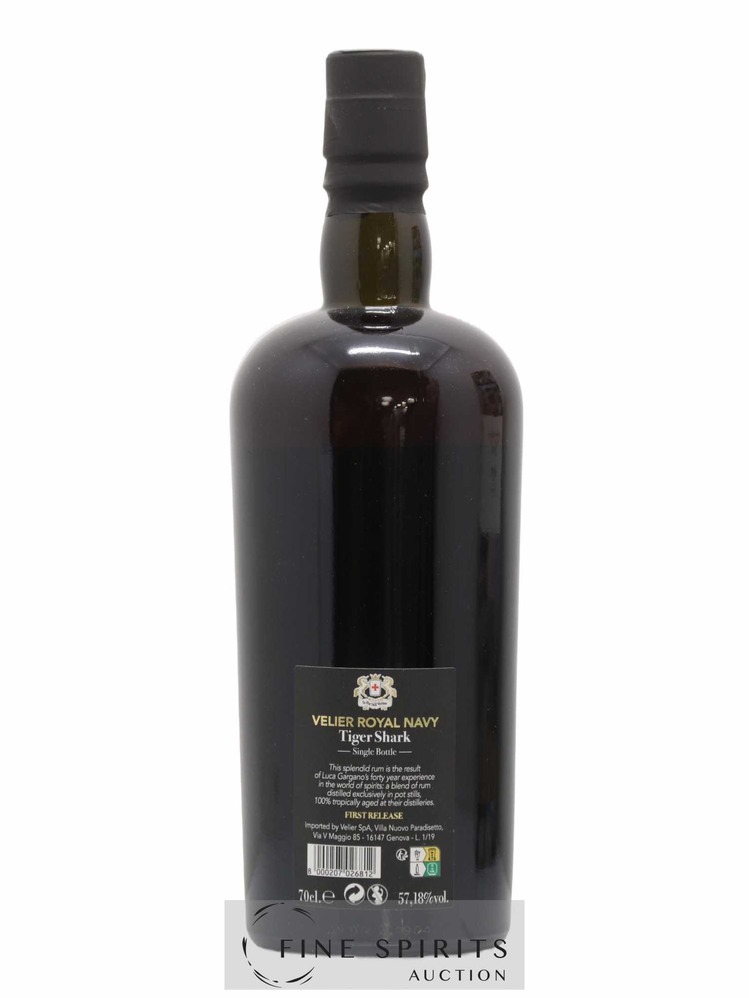 Velier Royal Navy Of. Tiger Shark - Single Bottle - First Release N°055 (sans prix de réserve) - Posten von 1 Flasche - 2