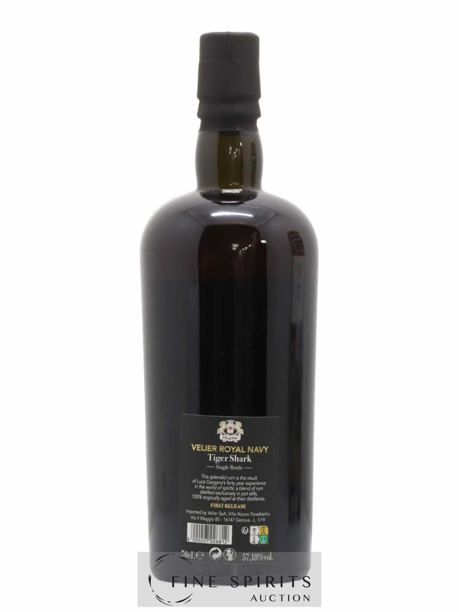 Velier Royal Navy Of. Tiger Shark - Single Bottle - First Release N°060 (sans prix de réserve) - Posten von 1 Flasche - 2