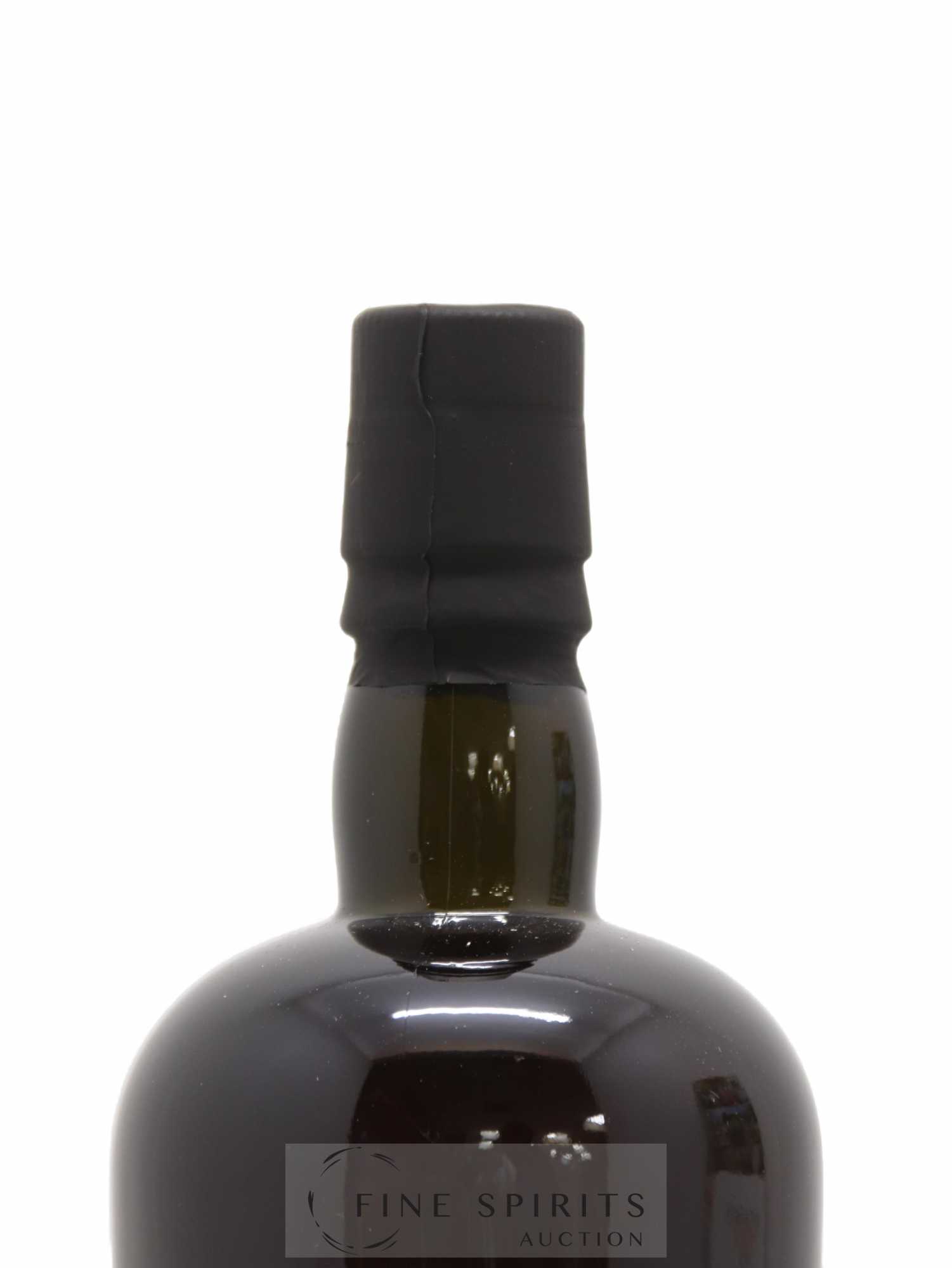 Velier Royal Navy Of. Tiger Shark - Single Bottle - First Release N°060 (sans prix de réserve) - Posten von 1 Flasche - 3