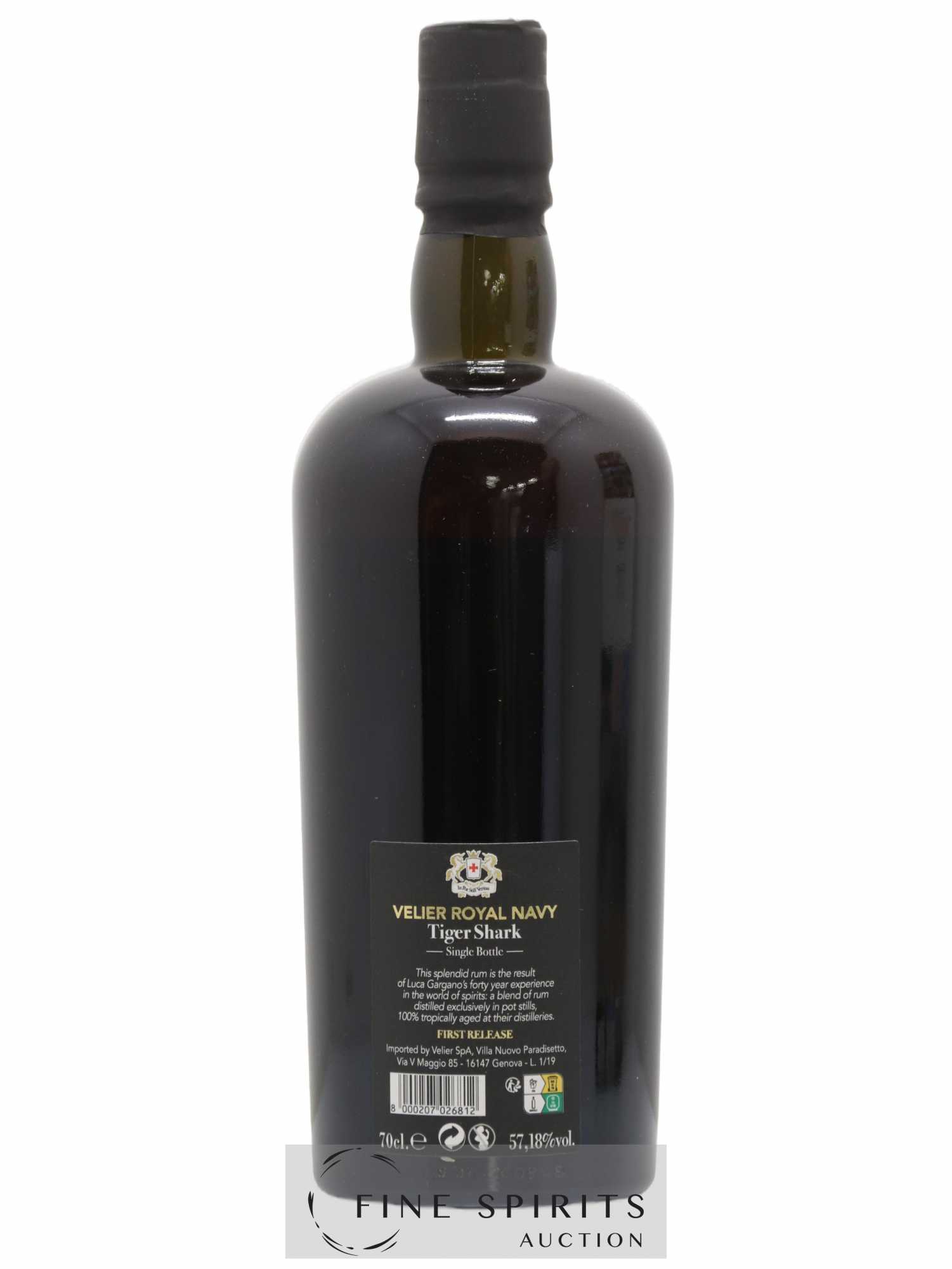 Velier Royal Navy Of. Tiger Shark - Single Bottle - First Release N°061 (sans prix de réserve) - Posten von 1 Flasche - 2
