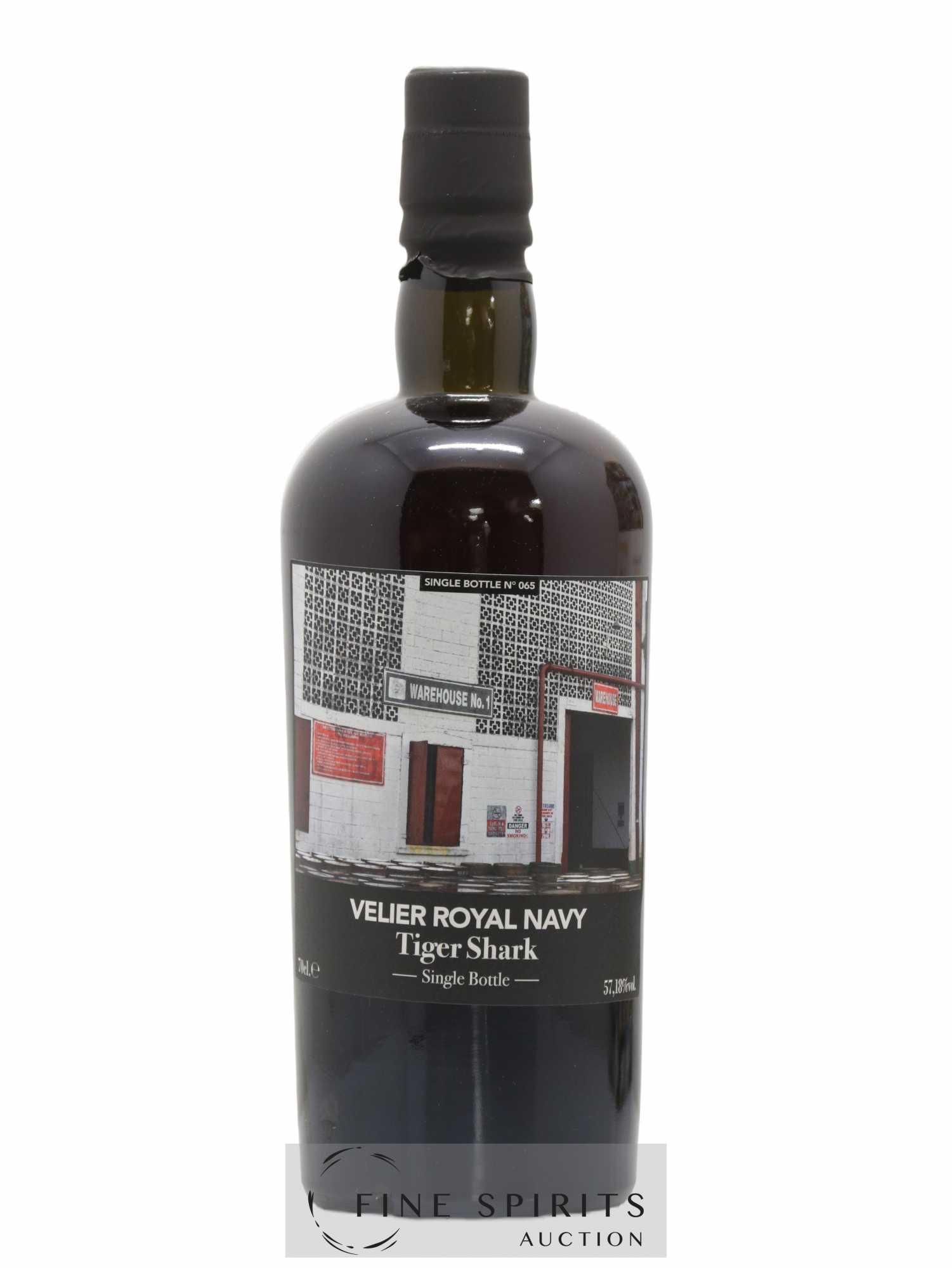 Velier Royal Navy Of. Tiger Shark - Single Bottle - First Release N°065 (sans prix de réserve) - Posten von 1 Flasche - 1