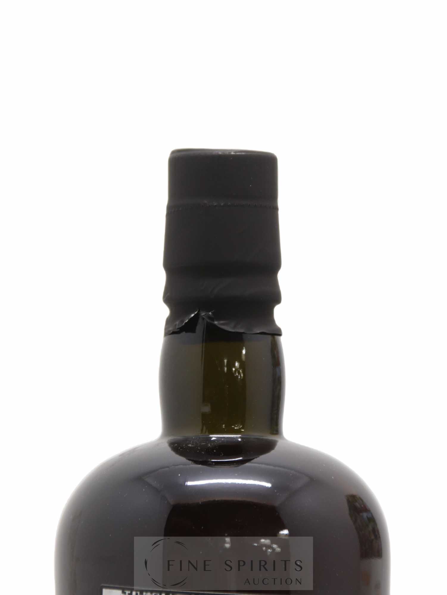 Velier Royal Navy Of. Tiger Shark - Single Bottle - First Release N°065 (sans prix de réserve) - Posten von 1 Flasche - 3