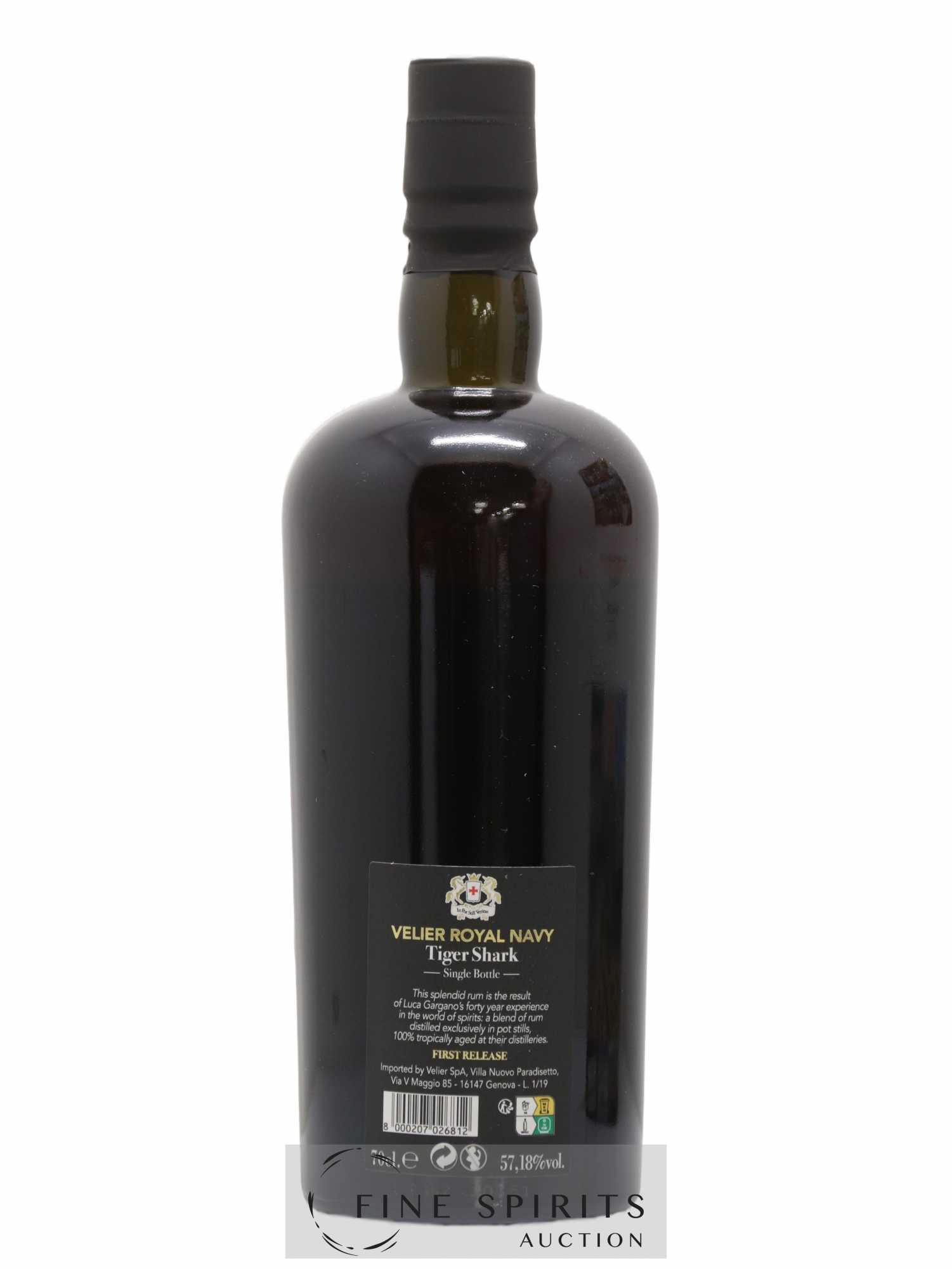Velier Royal Navy Of. Tiger Shark - Single Bottle - First Release N°066 (sans prix de réserve) - Posten von 1 Flasche - 2