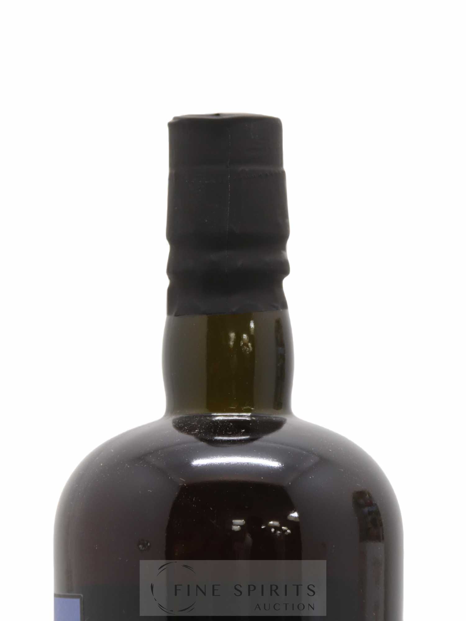 Velier Royal Navy Of. Tiger Shark - Single Bottle - First Release N°067 (sans prix de réserve) - Posten von 1 Flasche - 3