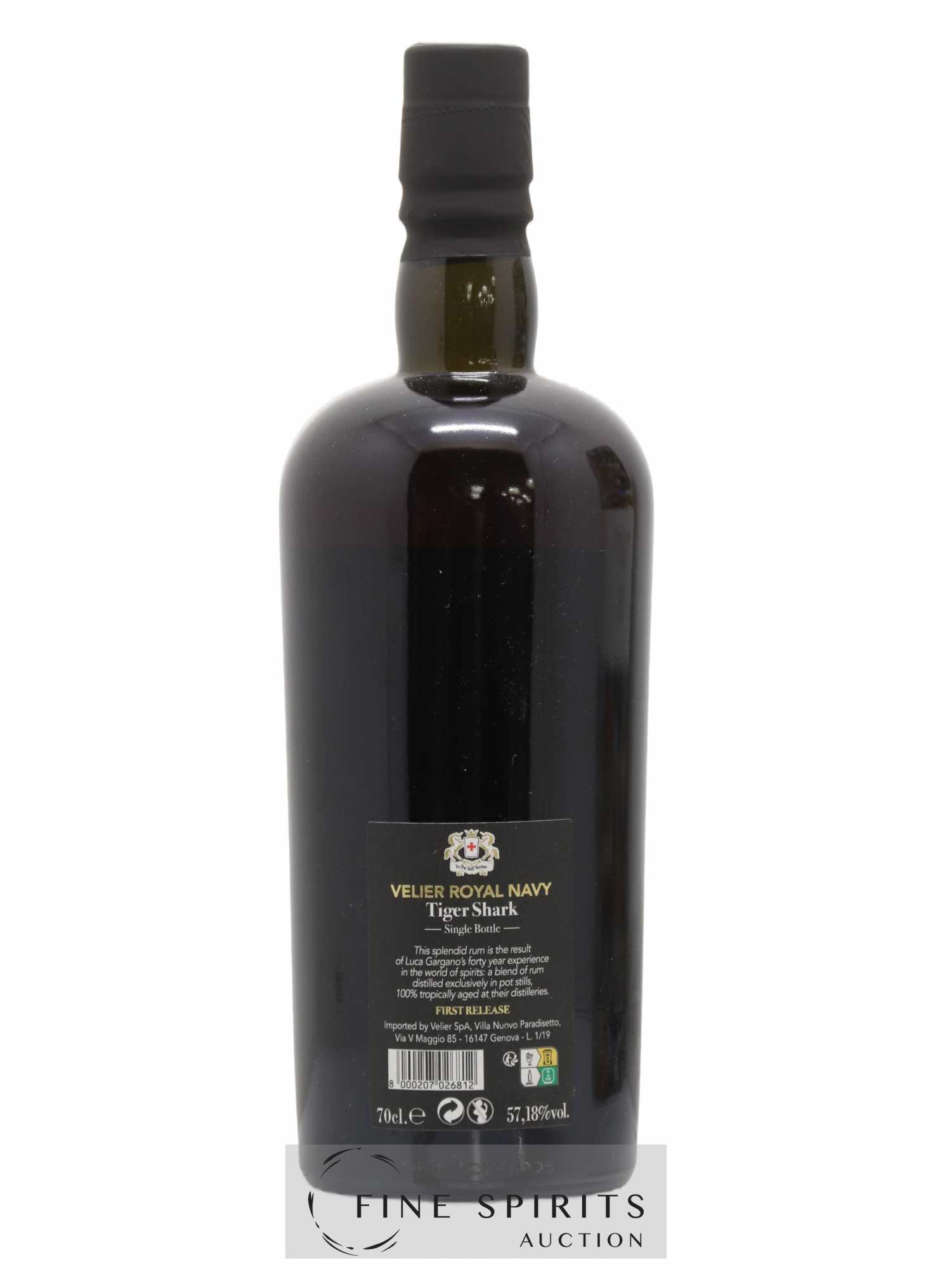 Velier Royal Navy Of. Tiger Shark - Single Bottle - First Release N°001 (sans prix de réserve) - Posten von 1 Flasche - 2
