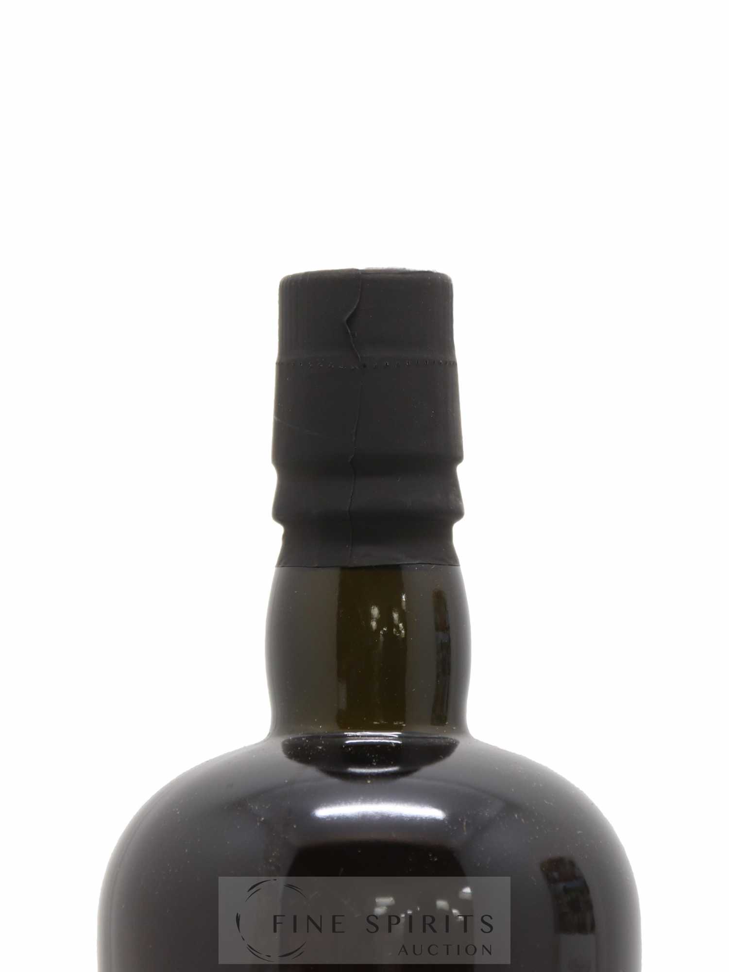 Velier Royal Navy Of. Tiger Shark - Single Bottle - First Release N°076 (sans prix de réserve) - Posten von 1 Flasche - 3