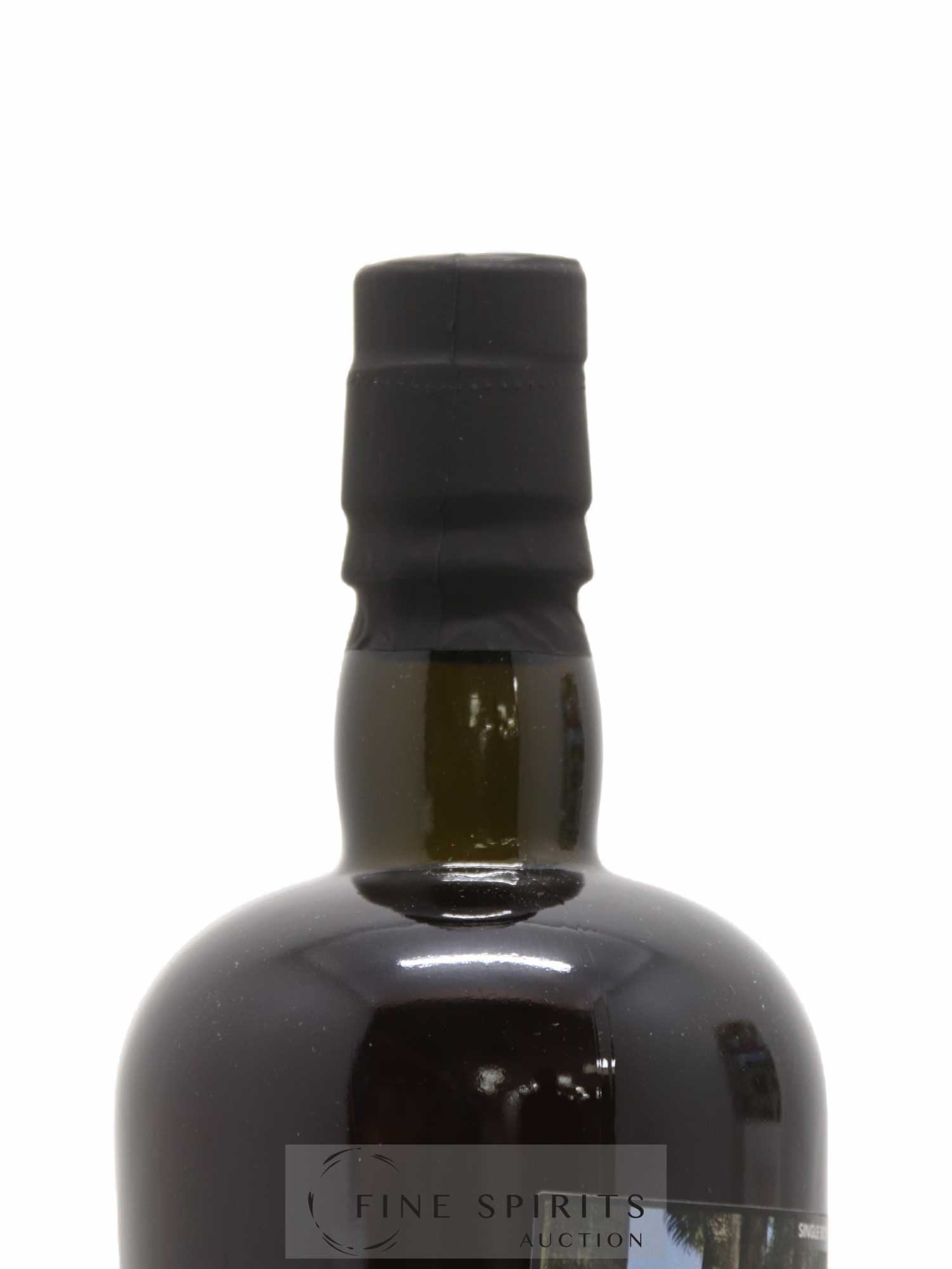 Velier Royal Navy Of. Tiger Shark - Single Bottle - First Release N°079 (sans prix de réserve) - Posten von 1 Flasche - 3