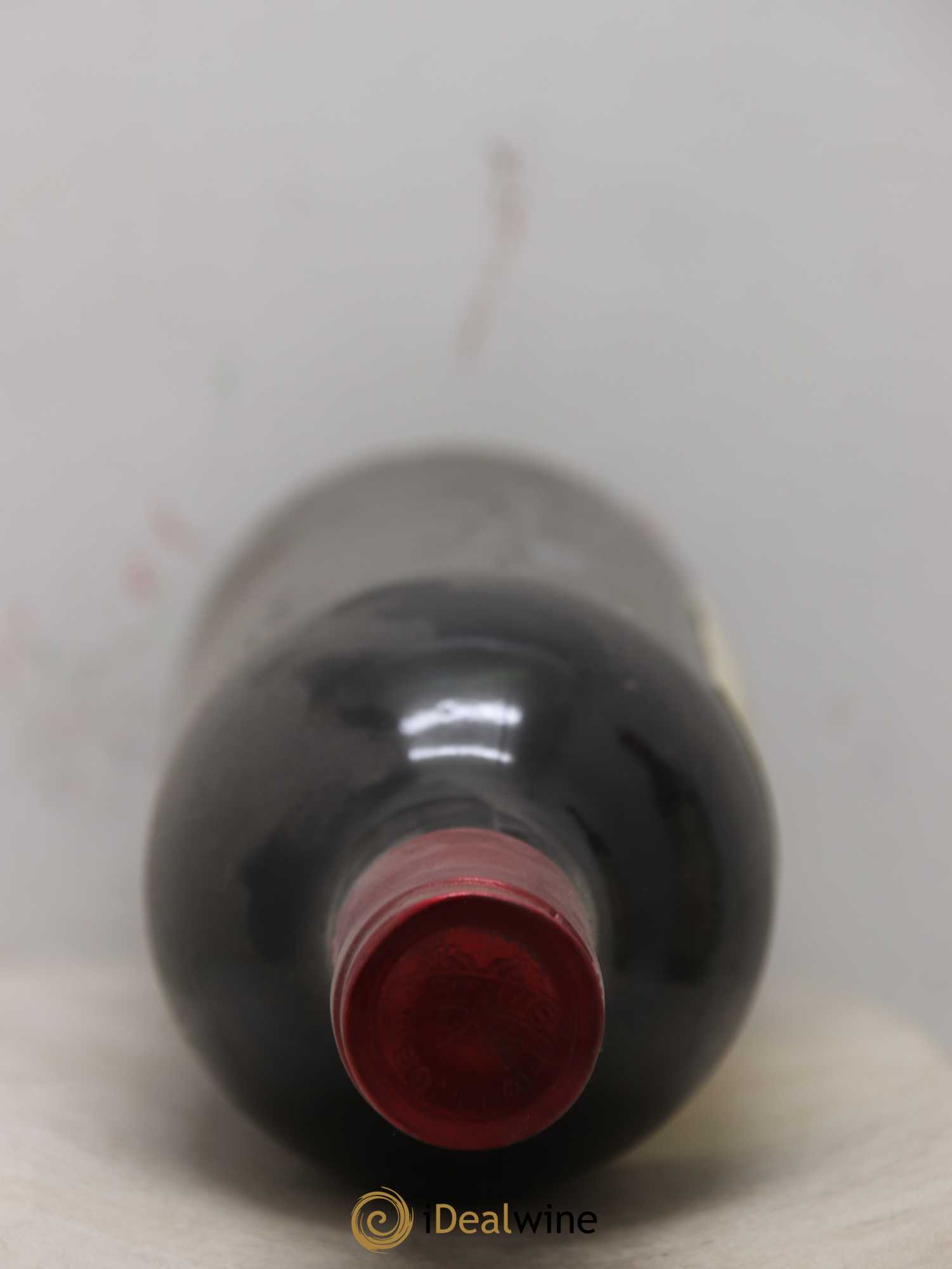 Petrus 1983 - Lot de 2 bouteilles - 1