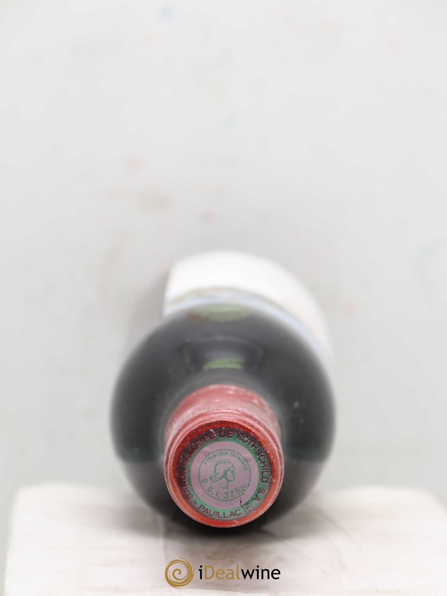 Château Mouton Rothschild 1er Grand Cru Classé 1981 - Lot of 3 half-bottles - 1