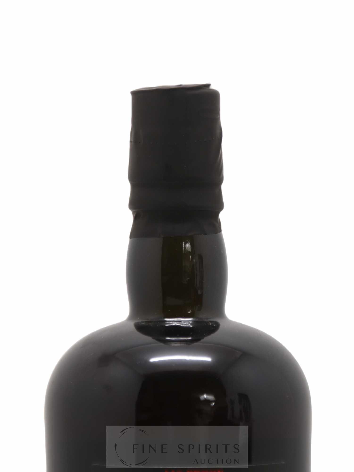 Caroni 17 years 2000 Velier 110 Proof One of 582 - bottled 2017 - Lot de 1 bouteille - 3