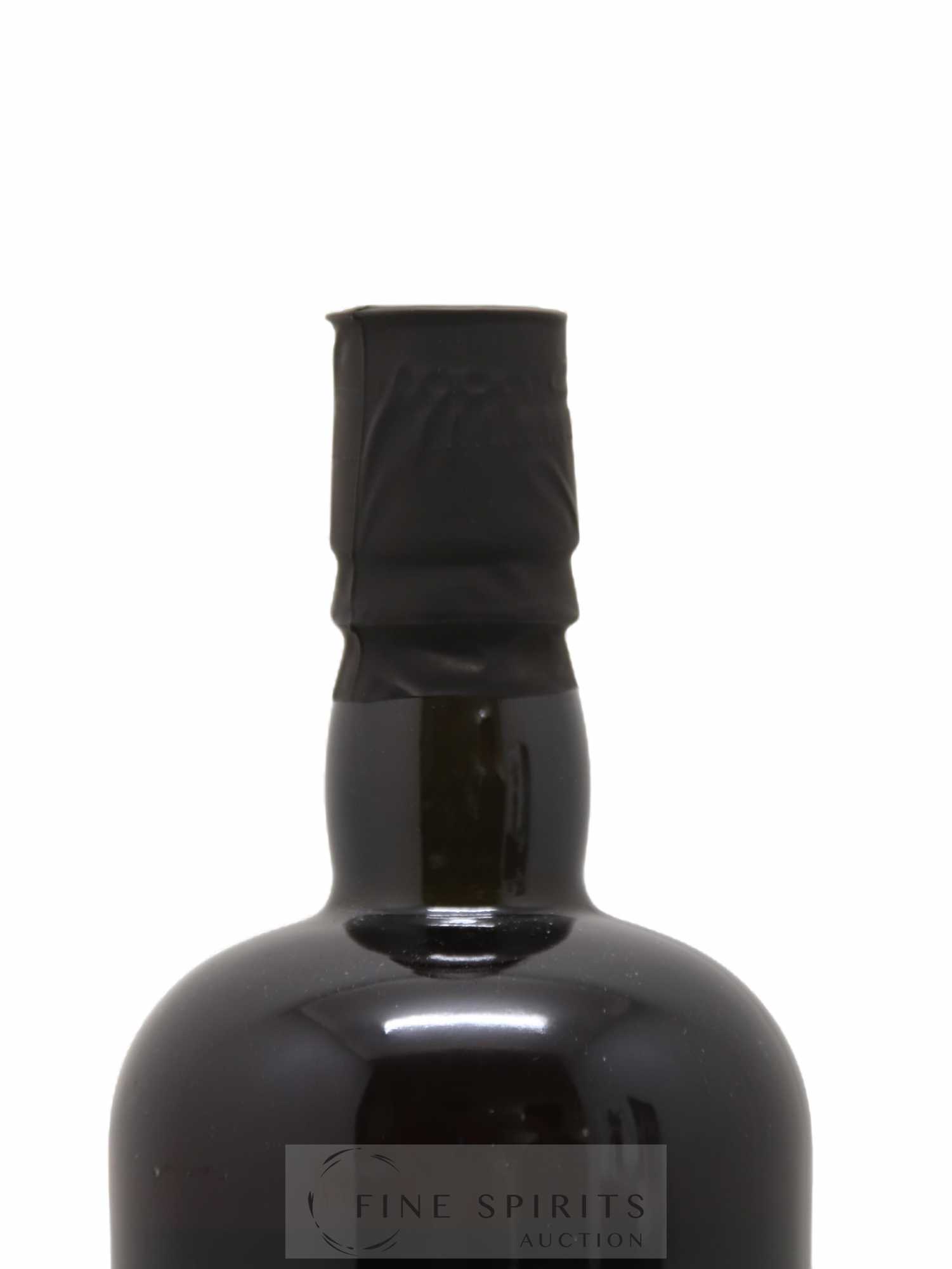 Caroni 17 years 2000 Velier 110 Proof One of 582 - bottled 2017 - Lot de 1 bouteille - 3